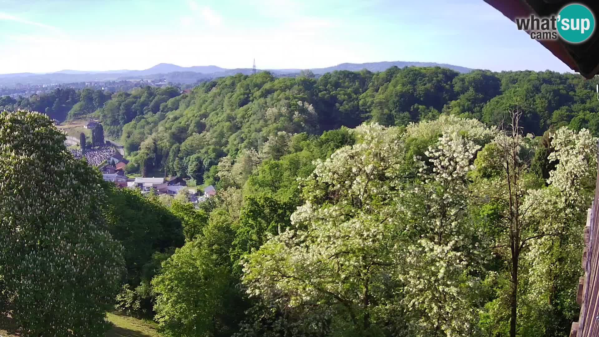 Spletna kamera Karlovac Dubovac grad – Pogled v živo na zgodovinsko znamenitost Karlovca