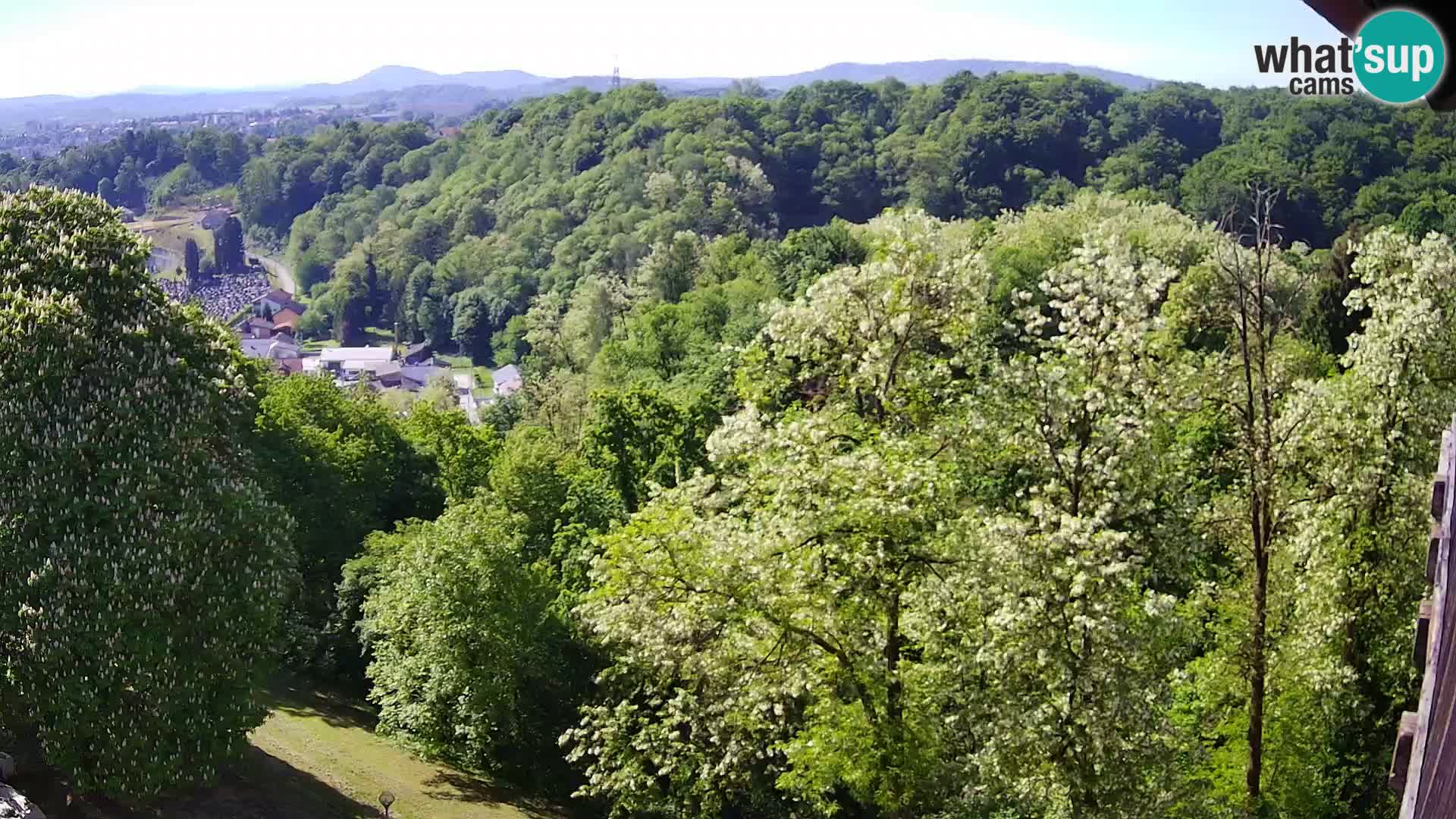 Spletna kamera Karlovac Dubovac grad – Pogled v živo na zgodovinsko znamenitost Karlovca