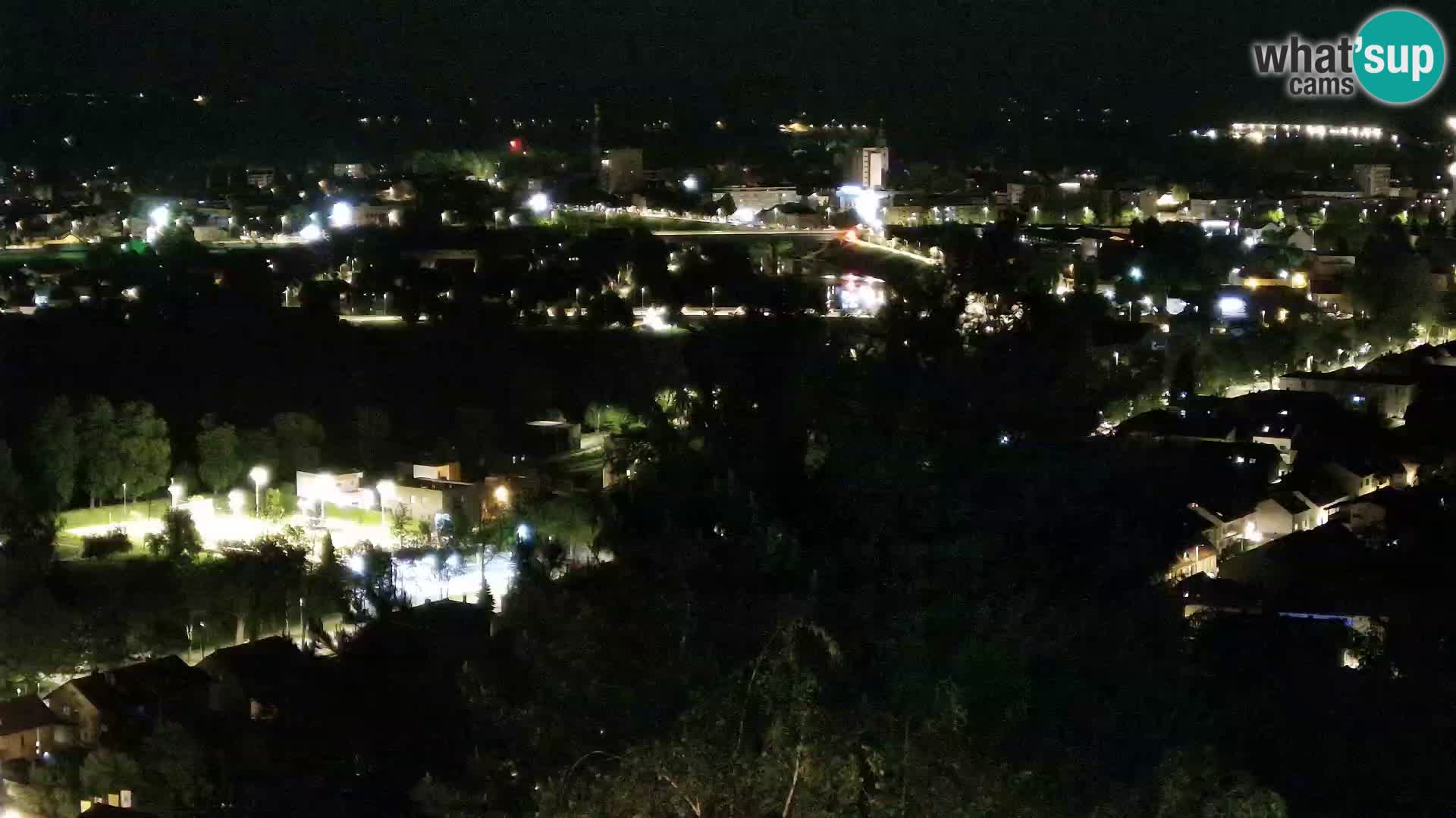 Spletna kamera Karlovac Dubovac grad – Pogled v živo na zgodovinsko znamenitost Karlovca