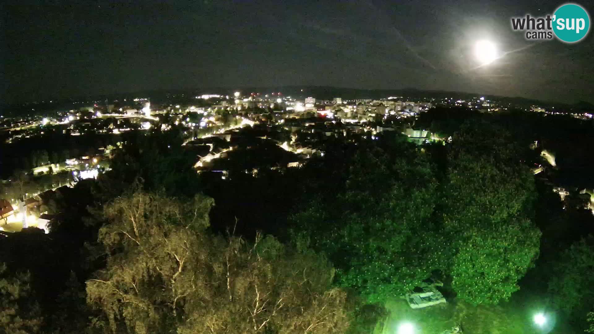 Web kamera Karlovac – Dvorac Dubovac uživo