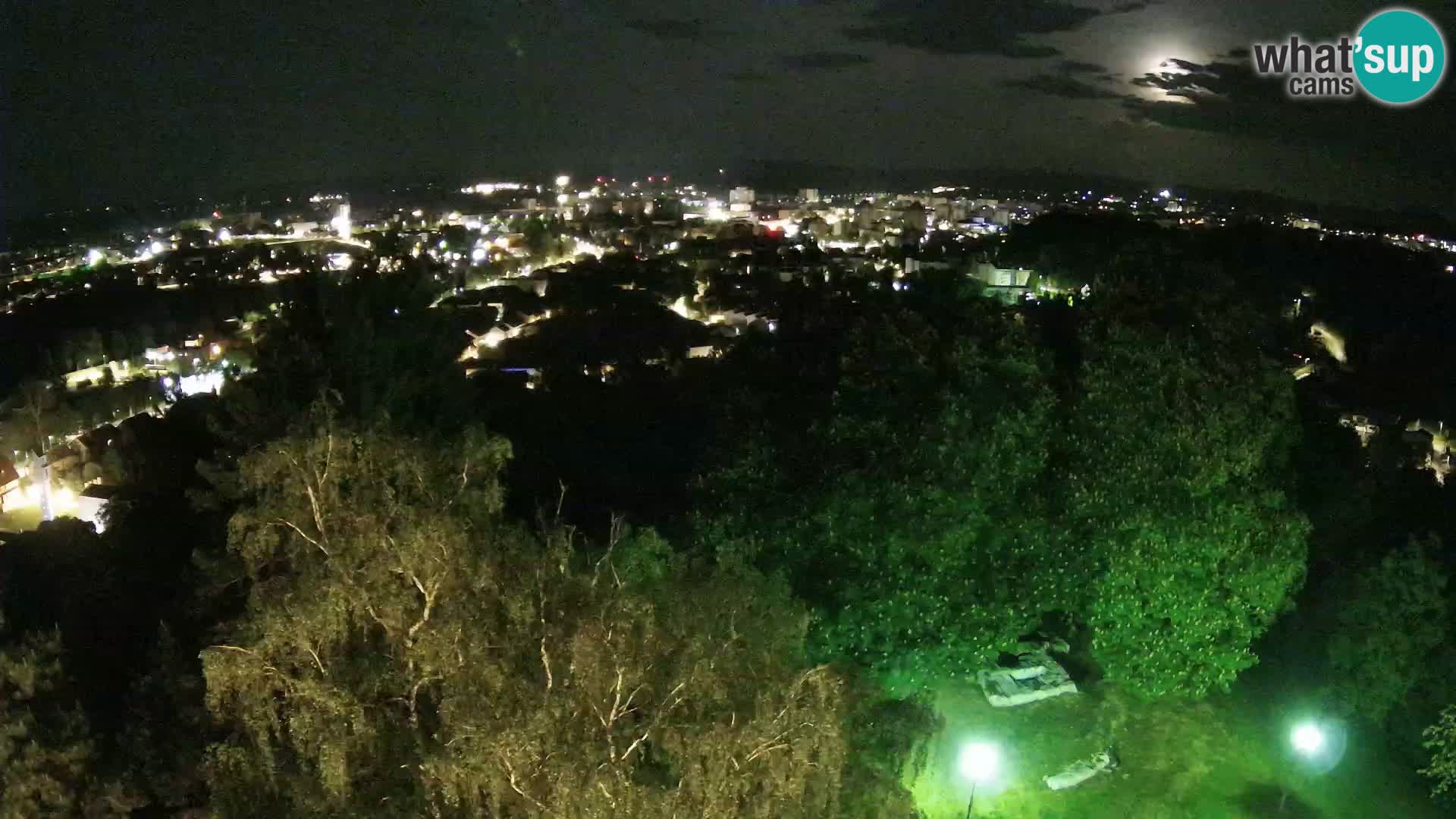 Web kamera Karlovac – Dvorac Dubovac uživo