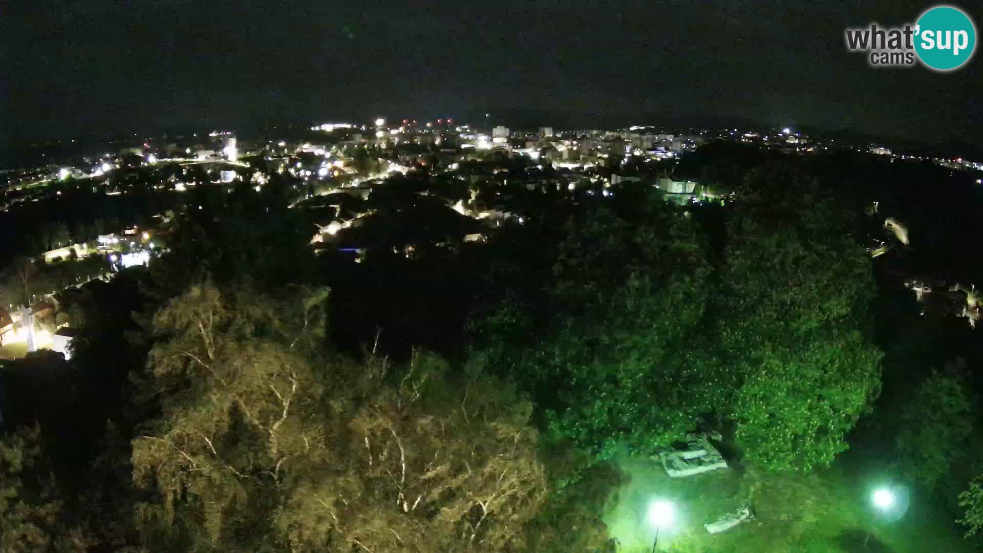 Spletna kamera Karlovac Dubovac grad – Pogled v živo na zgodovinsko znamenitost Karlovca
