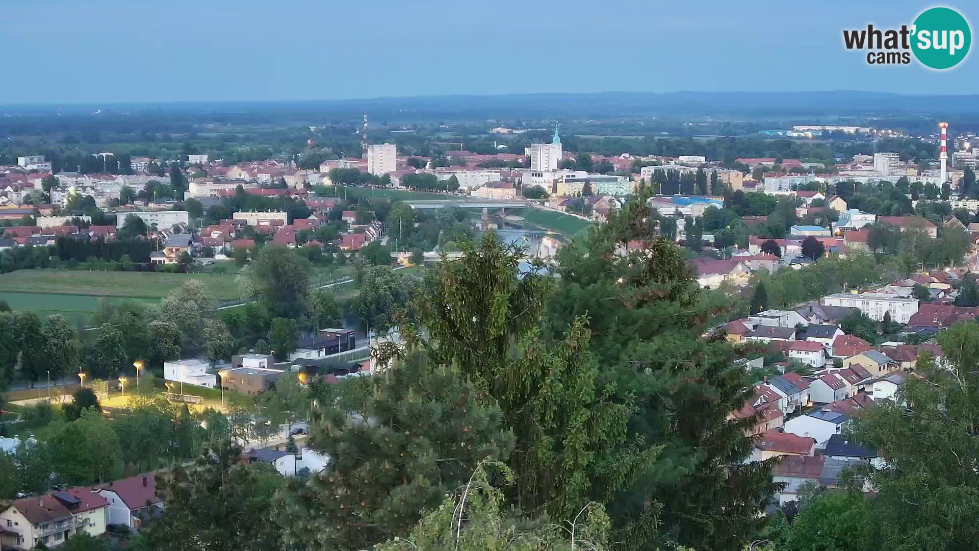 Spletna kamera Karlovac Dubovac grad – Pogled v živo na zgodovinsko znamenitost Karlovca