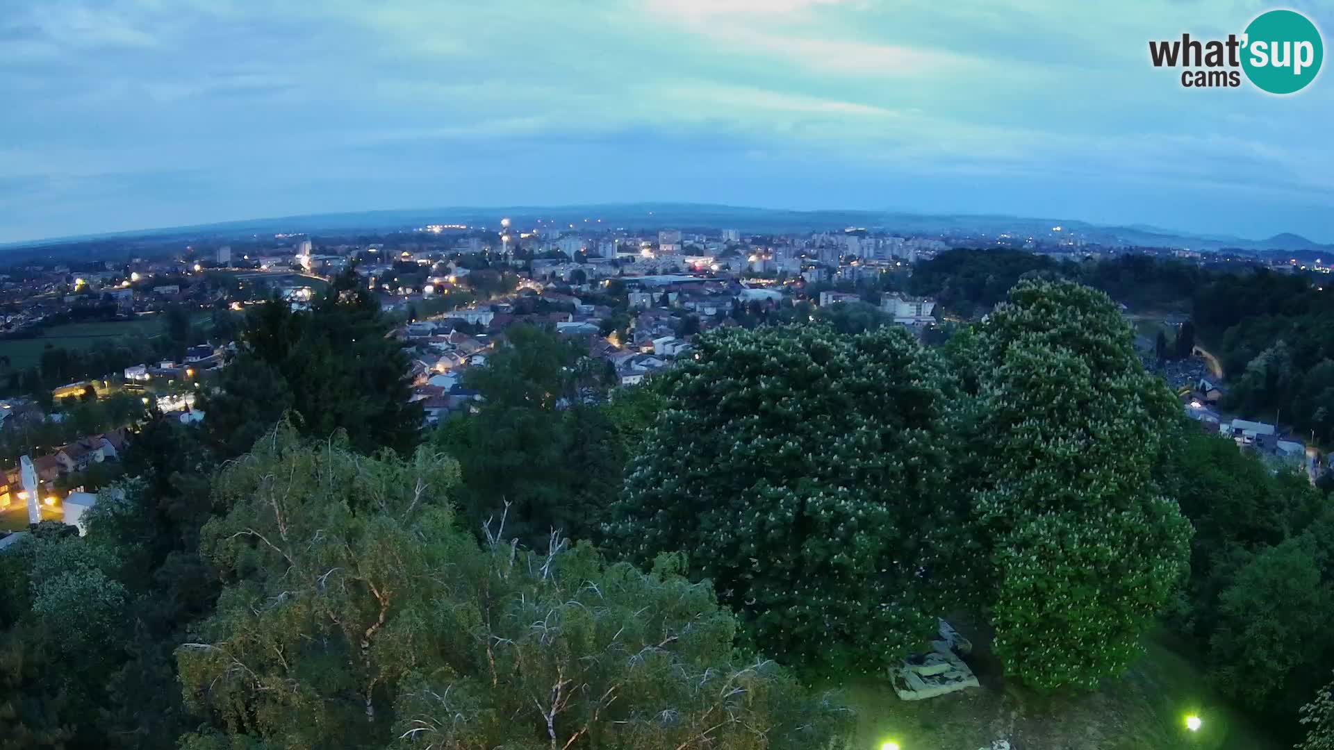 Spletna kamera Karlovac Dubovac grad – Pogled v živo na zgodovinsko znamenitost Karlovca