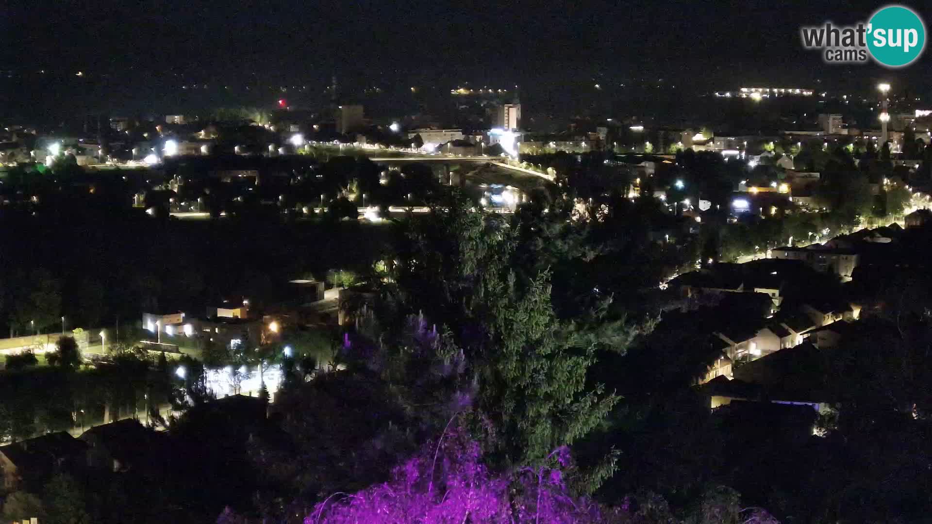 Web kamera Karlovac – Dvorac Dubovac uživo