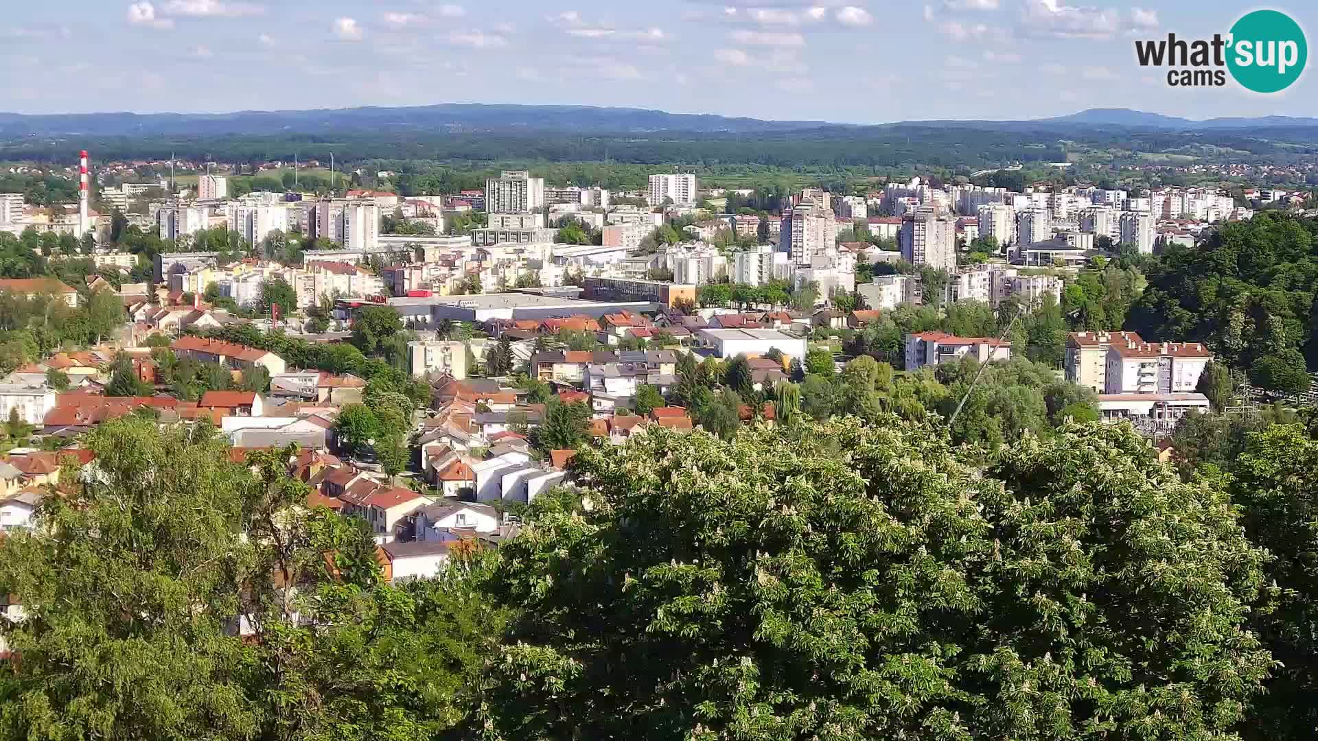 Spletna kamera Karlovac Dubovac grad – Pogled v živo na zgodovinsko znamenitost Karlovca