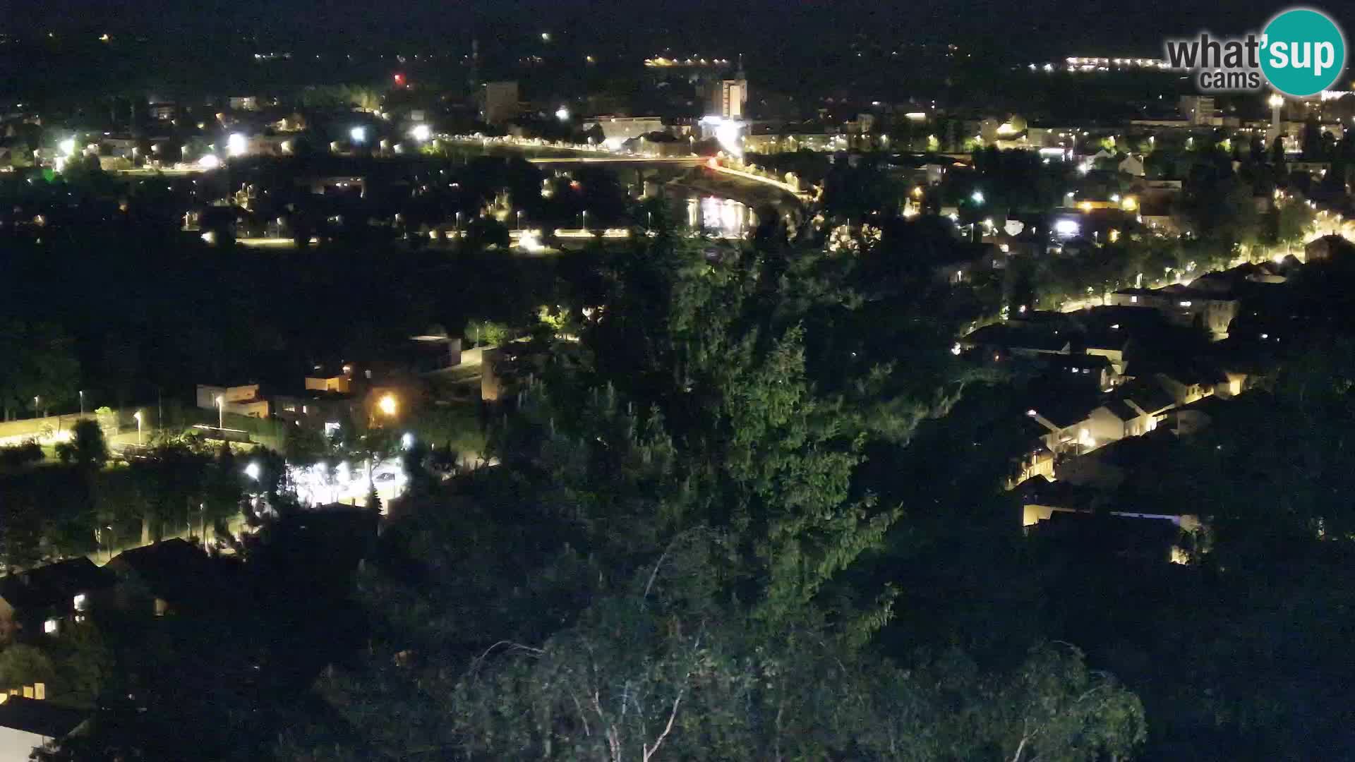 Web kamera Karlovac – Dvorac Dubovac uživo