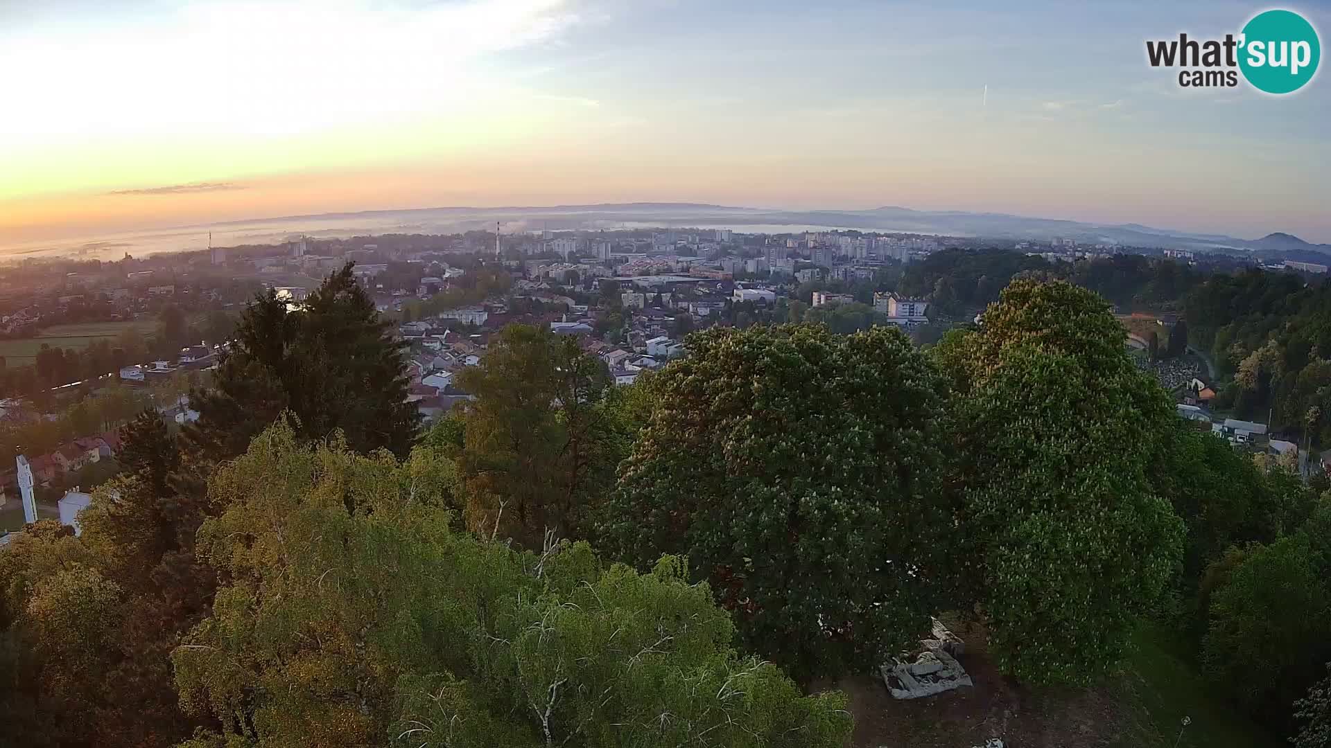 Web kamera Karlovac – Dvorac Dubovac uživo