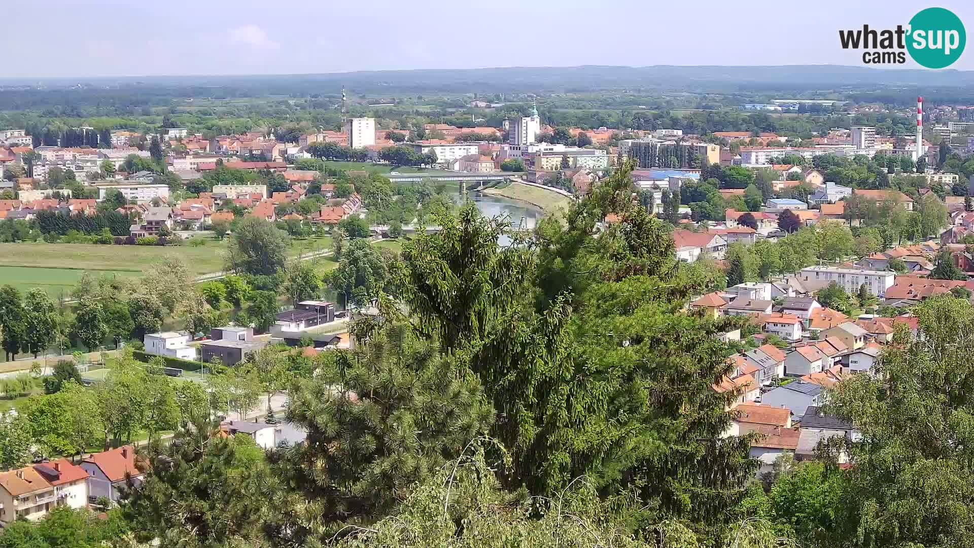 Spletna kamera Karlovac Dubovac grad – Pogled v živo na zgodovinsko znamenitost Karlovca