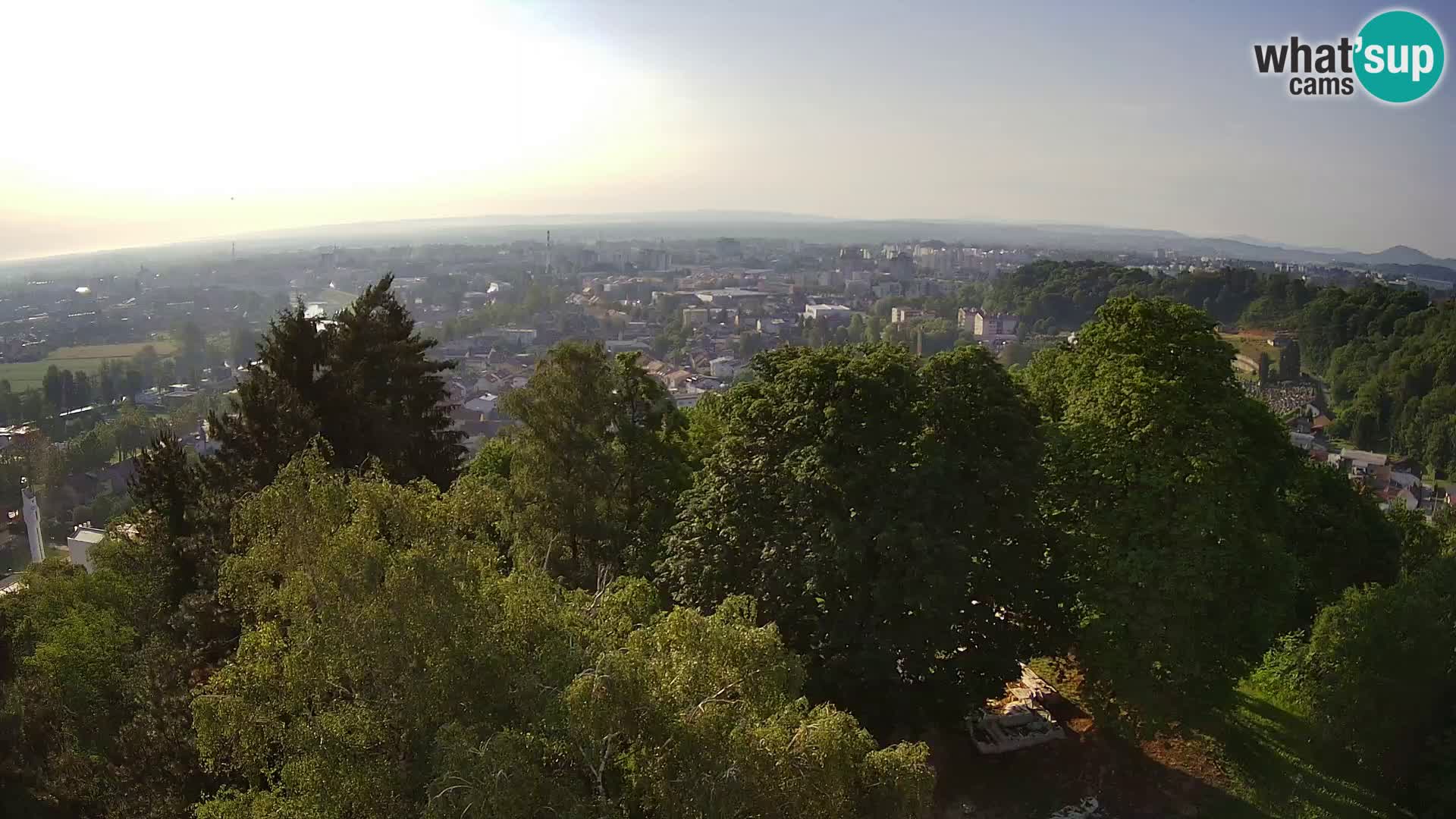 Web kamera Karlovac – Dvorac Dubovac uživo