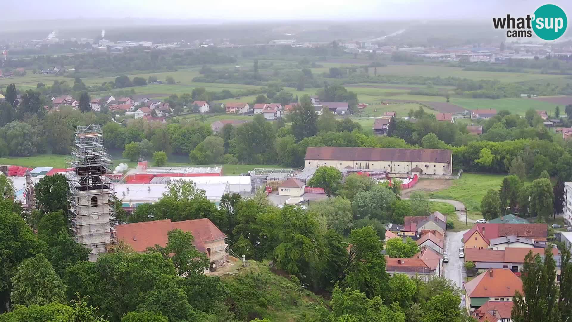 Spletna kamera Karlovac Dubovac grad – Pogled v živo na zgodovinsko znamenitost Karlovca