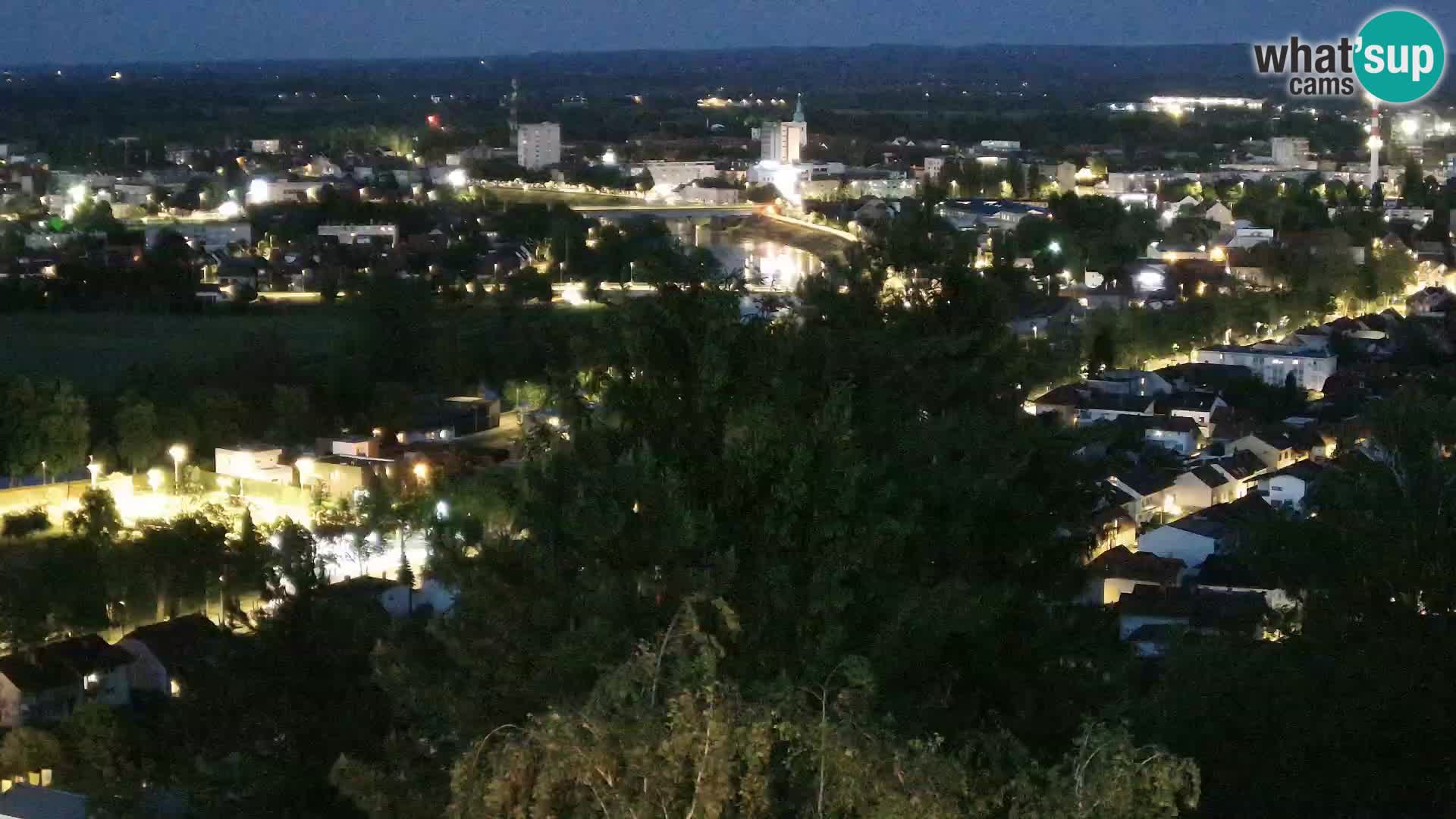 Spletna kamera Karlovac Dubovac grad – Pogled v živo na zgodovinsko znamenitost Karlovca