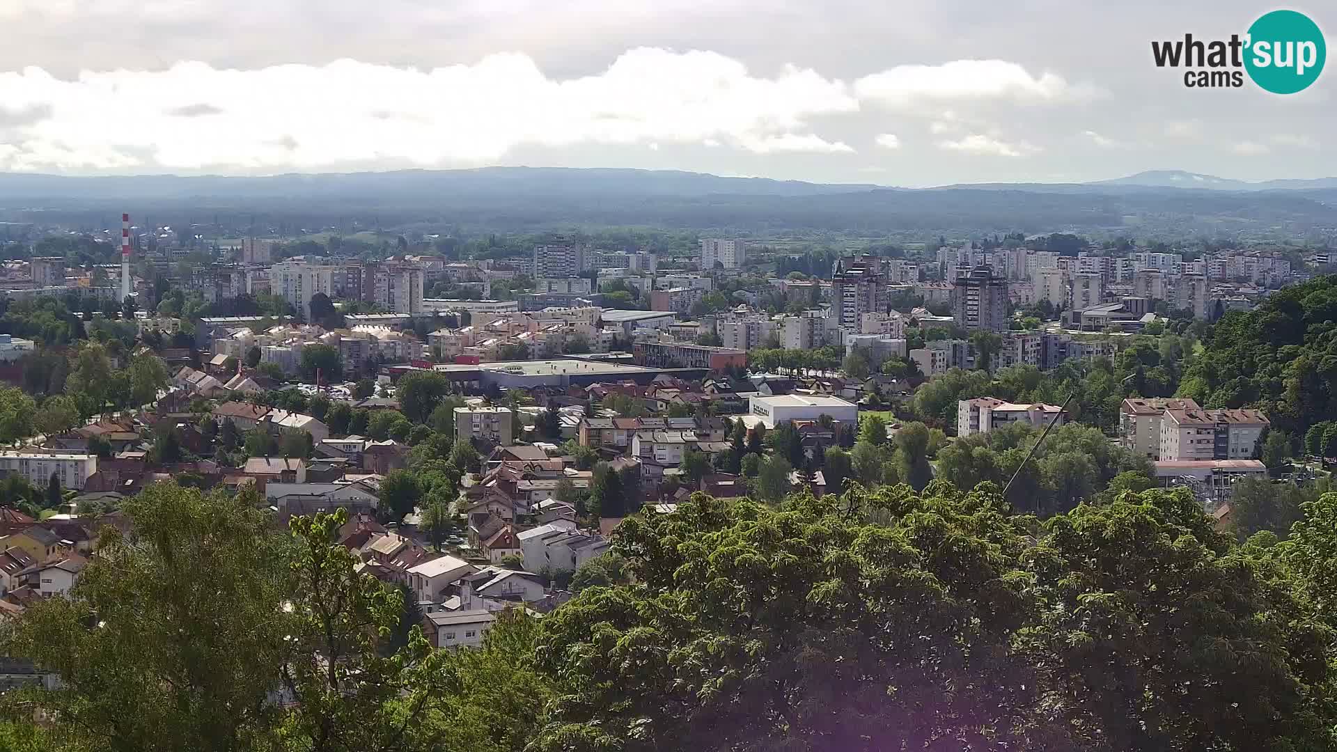 Spletna kamera Karlovac Dubovac grad – Pogled v živo na zgodovinsko znamenitost Karlovca