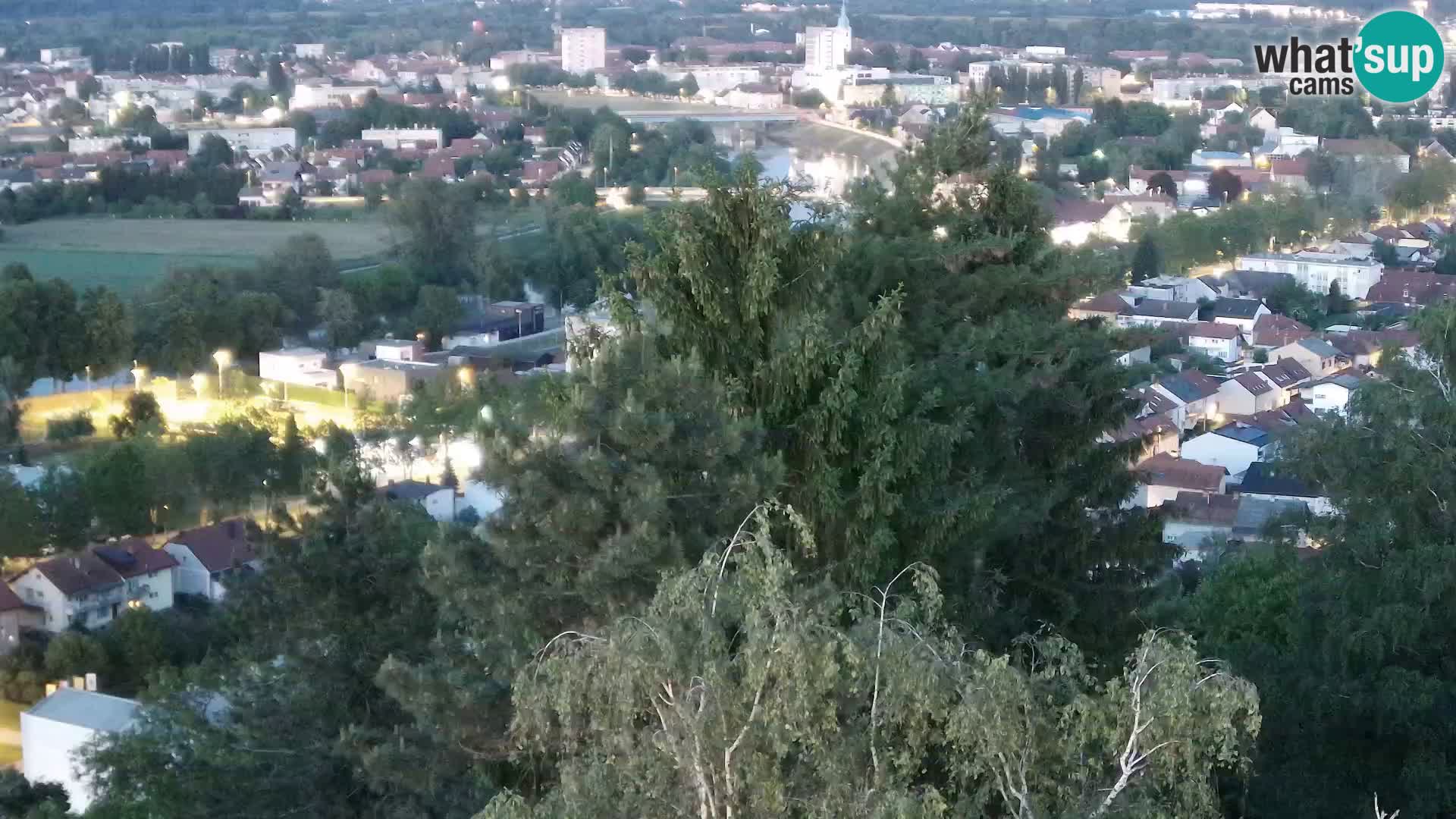 Web kamera Karlovac – Dvorac Dubovac uživo