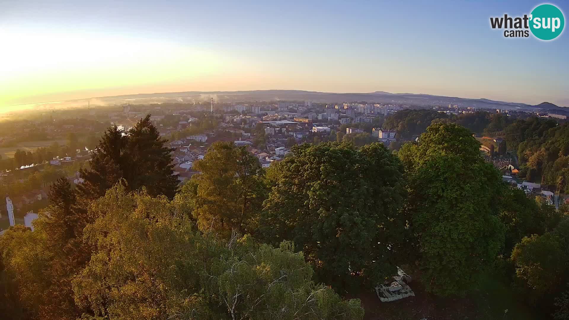 Webcam Karlovac Dubovac Castle – Live View of Karlovac’s Historic Landmark
