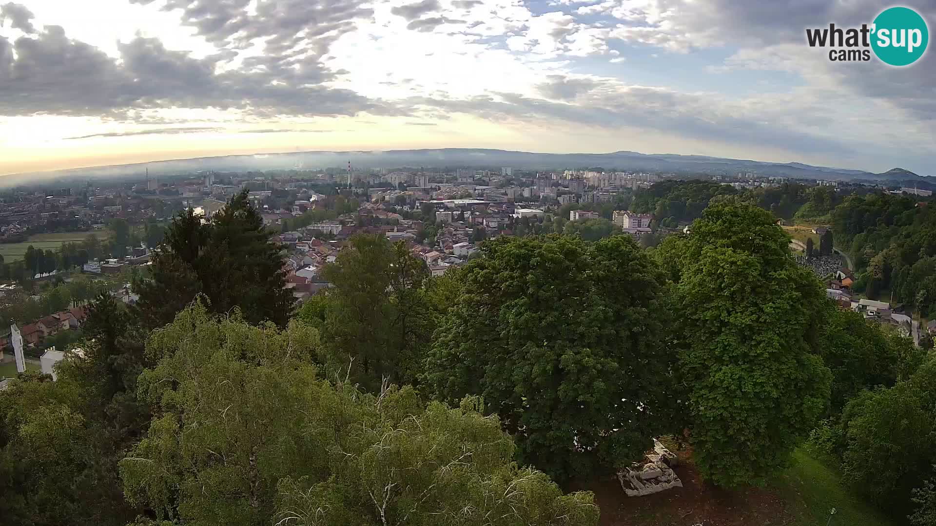 Web kamera Karlovac – Dvorac Dubovac uživo