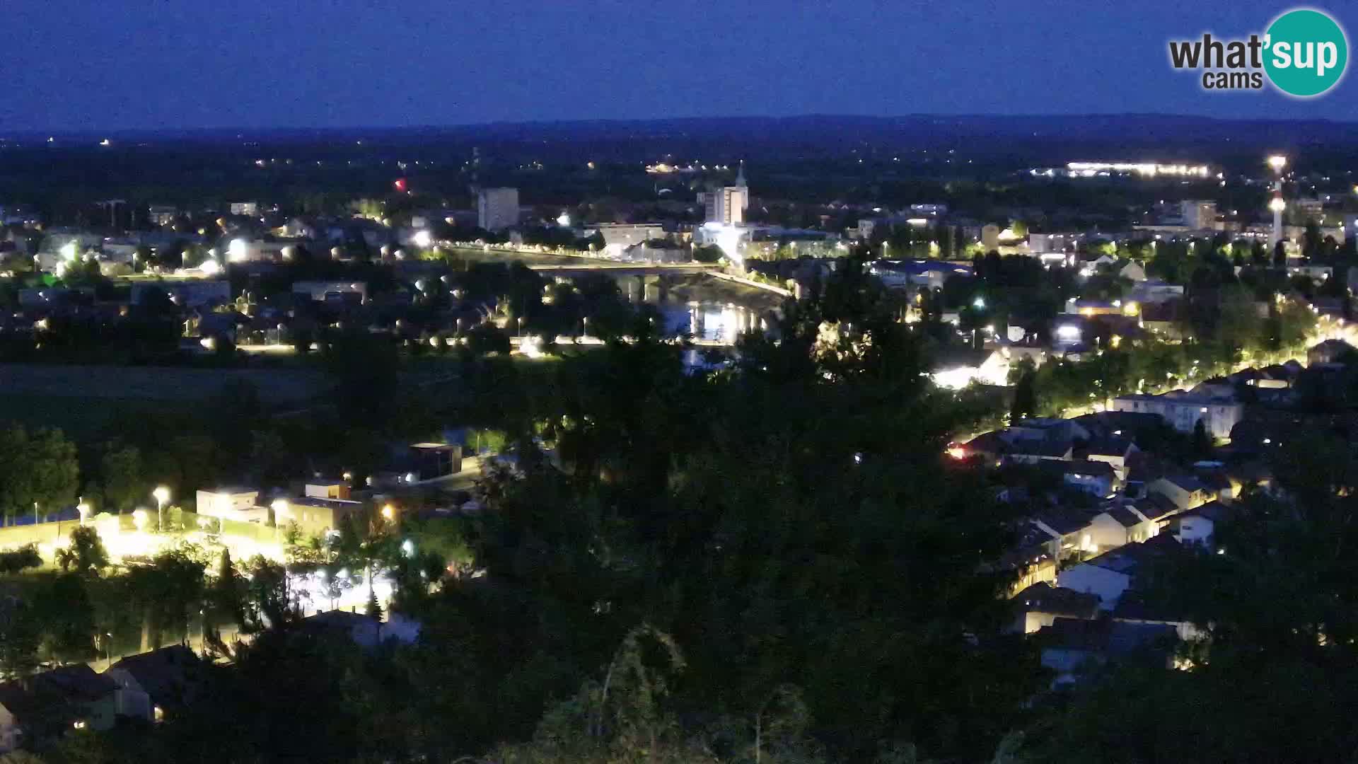 Spletna kamera Karlovac Dubovac grad – Pogled v živo na zgodovinsko znamenitost Karlovca