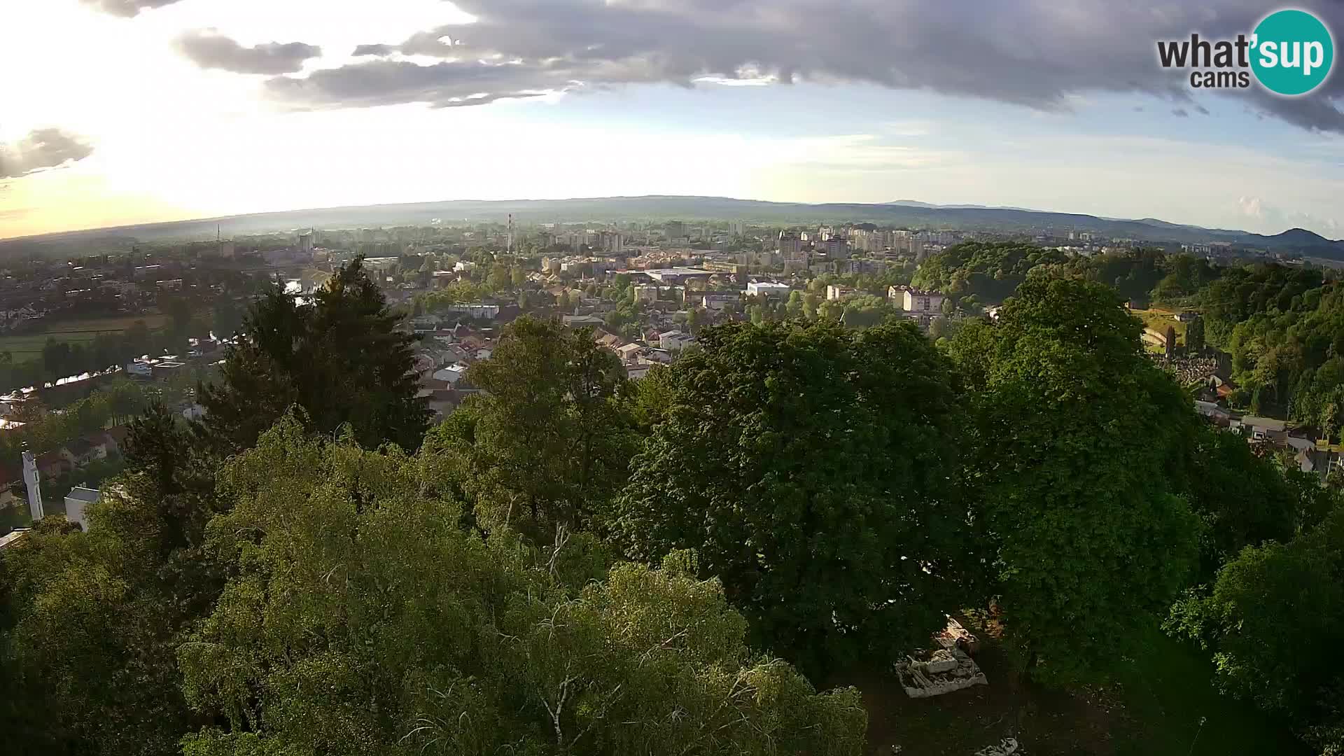Webcam Karlstadt Burg Dubovac – Liveblick auf das historische Wahrzeichen