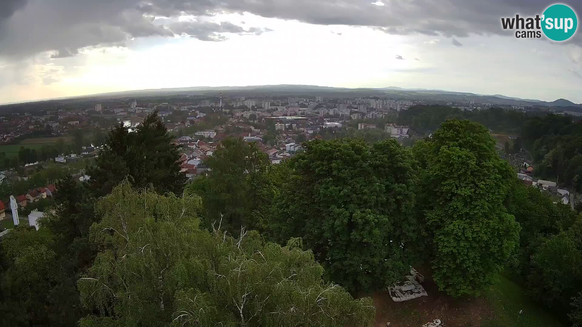 Web kamera Karlovac – Dvorac Dubovac uživo