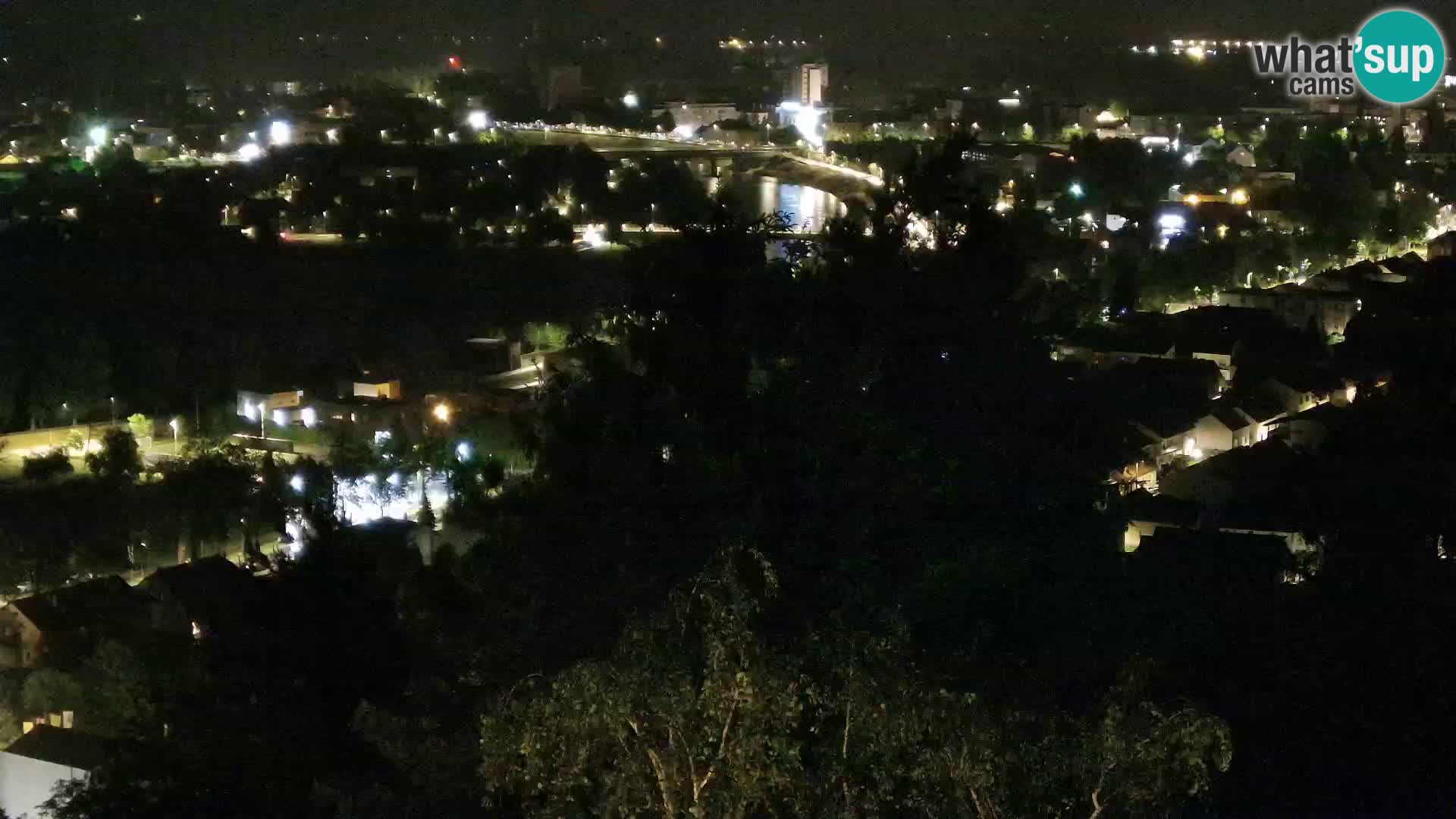 Webcam Karlovac Dubovac Castle – Live View of Karlovac’s Historic Landmark
