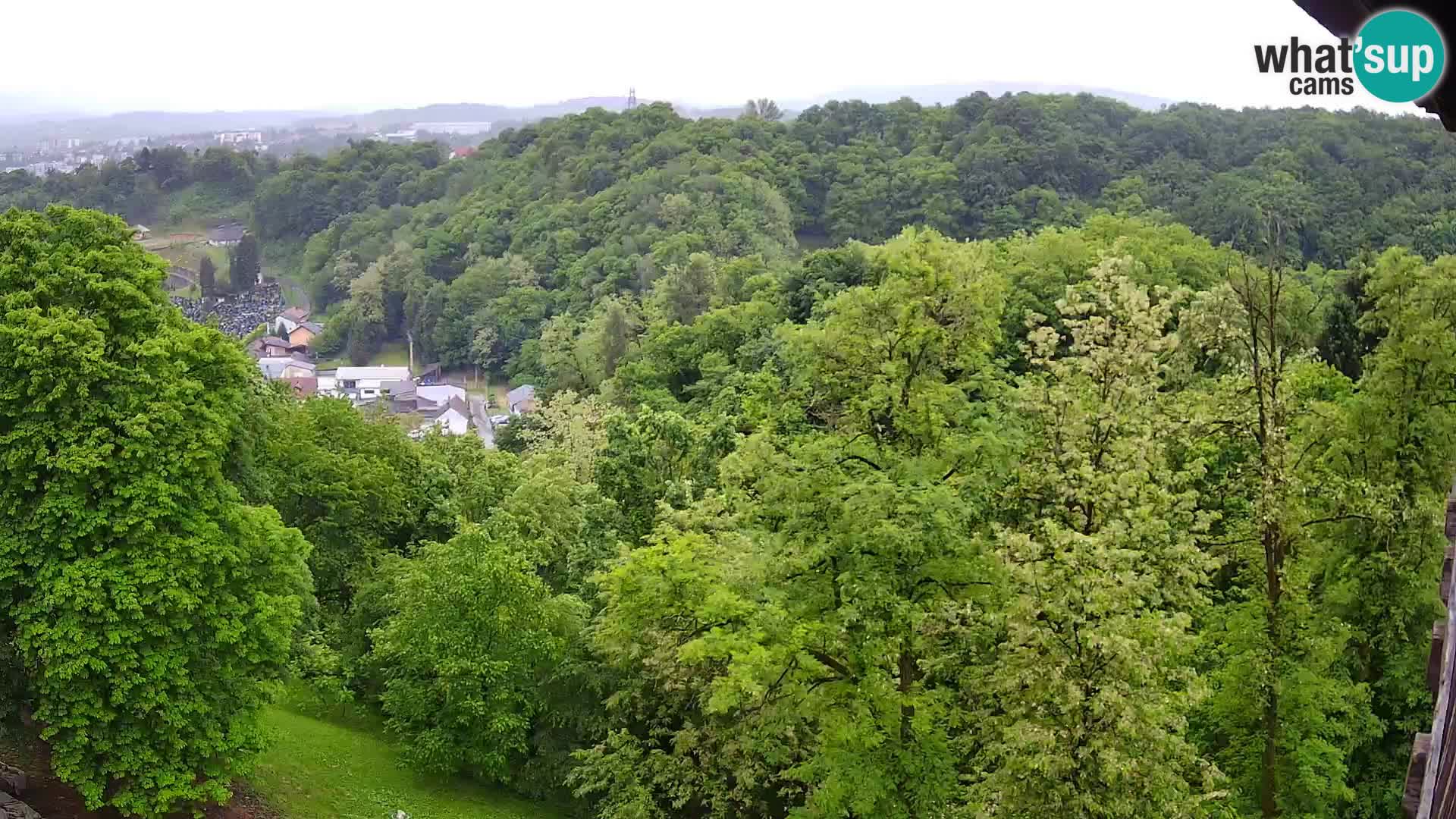 Web kamera Karlovac – Dvorac Dubovac uživo