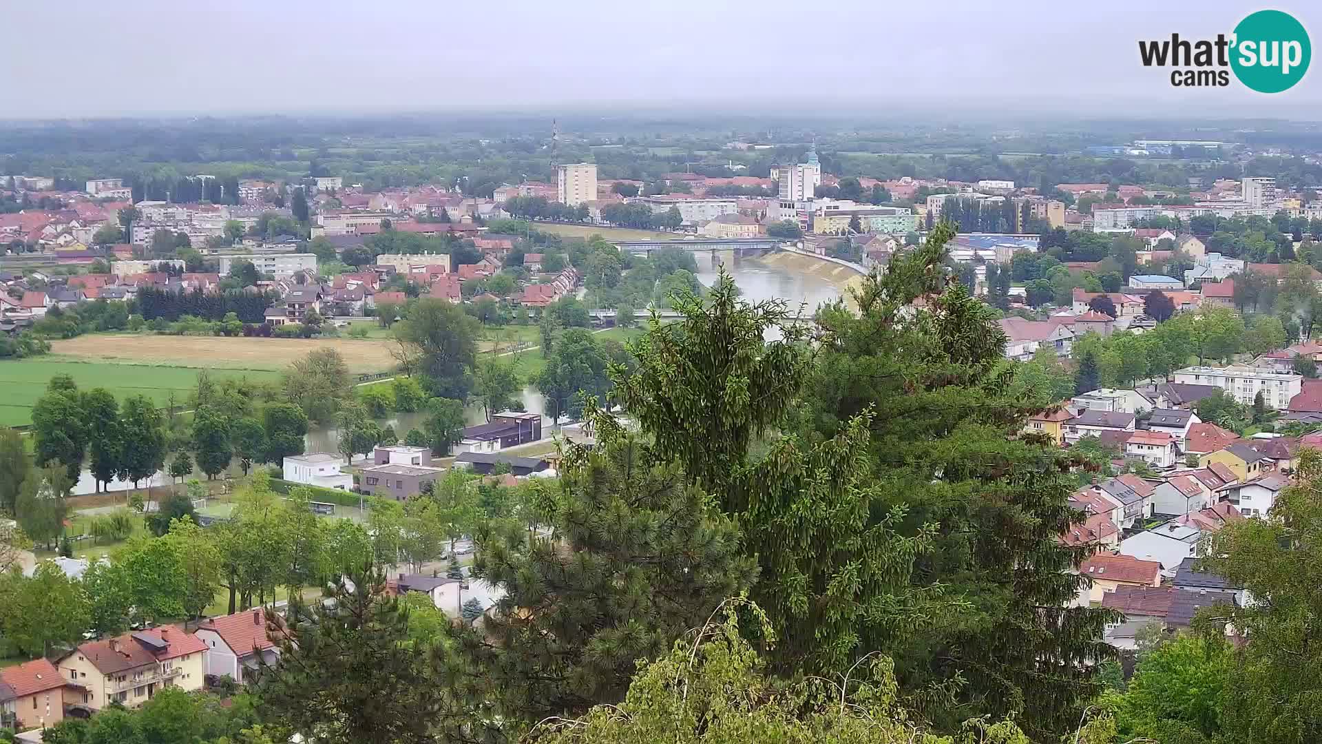 Web kamera Karlovac – Dvorac Dubovac uživo
