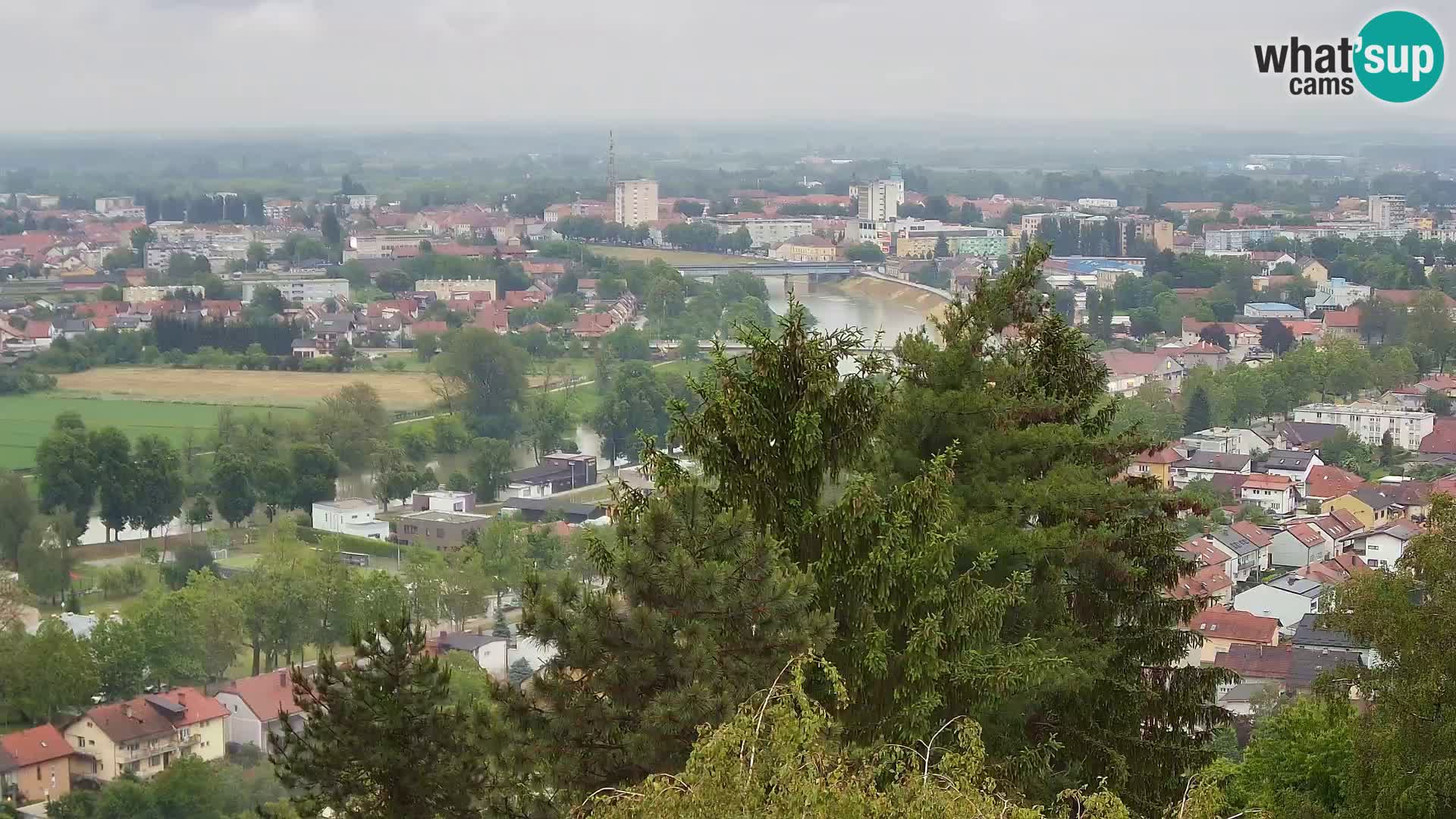 Web kamera Karlovac – Dvorac Dubovac uživo