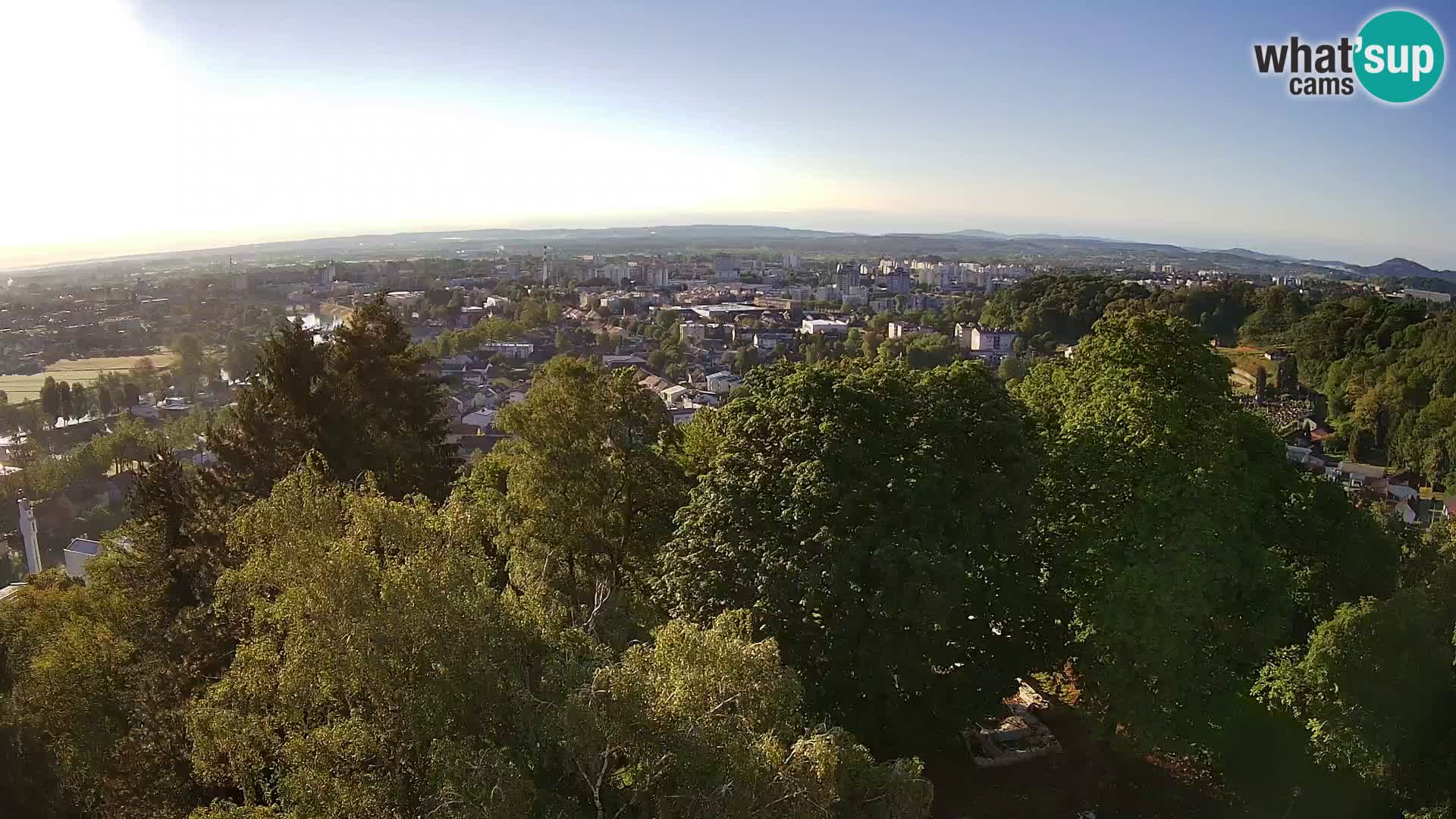 Webcam Karlovac Dubovac Castle – Live View of Karlovac’s Historic Landmark