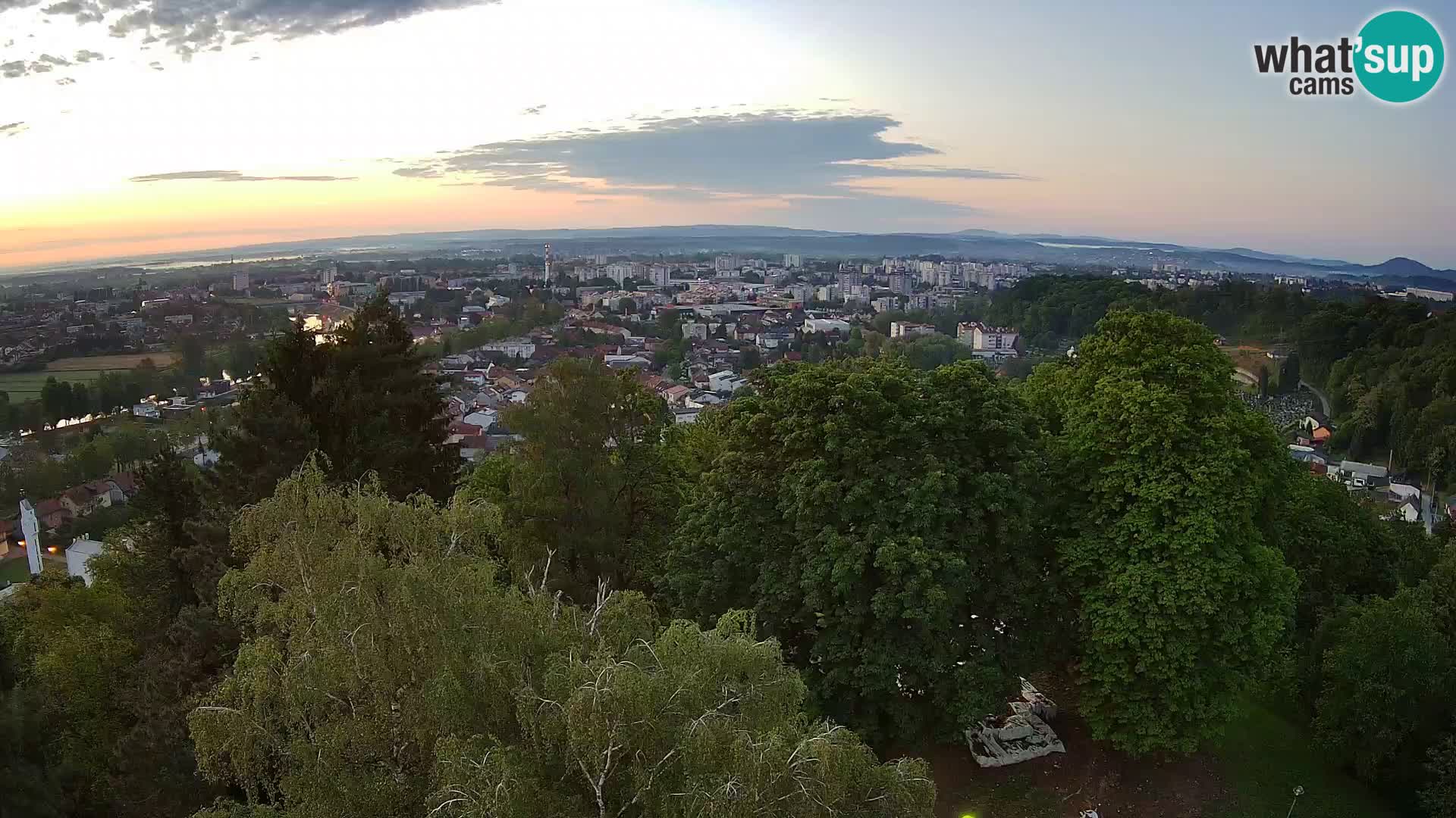 Web kamera Karlovac – Dvorac Dubovac uživo