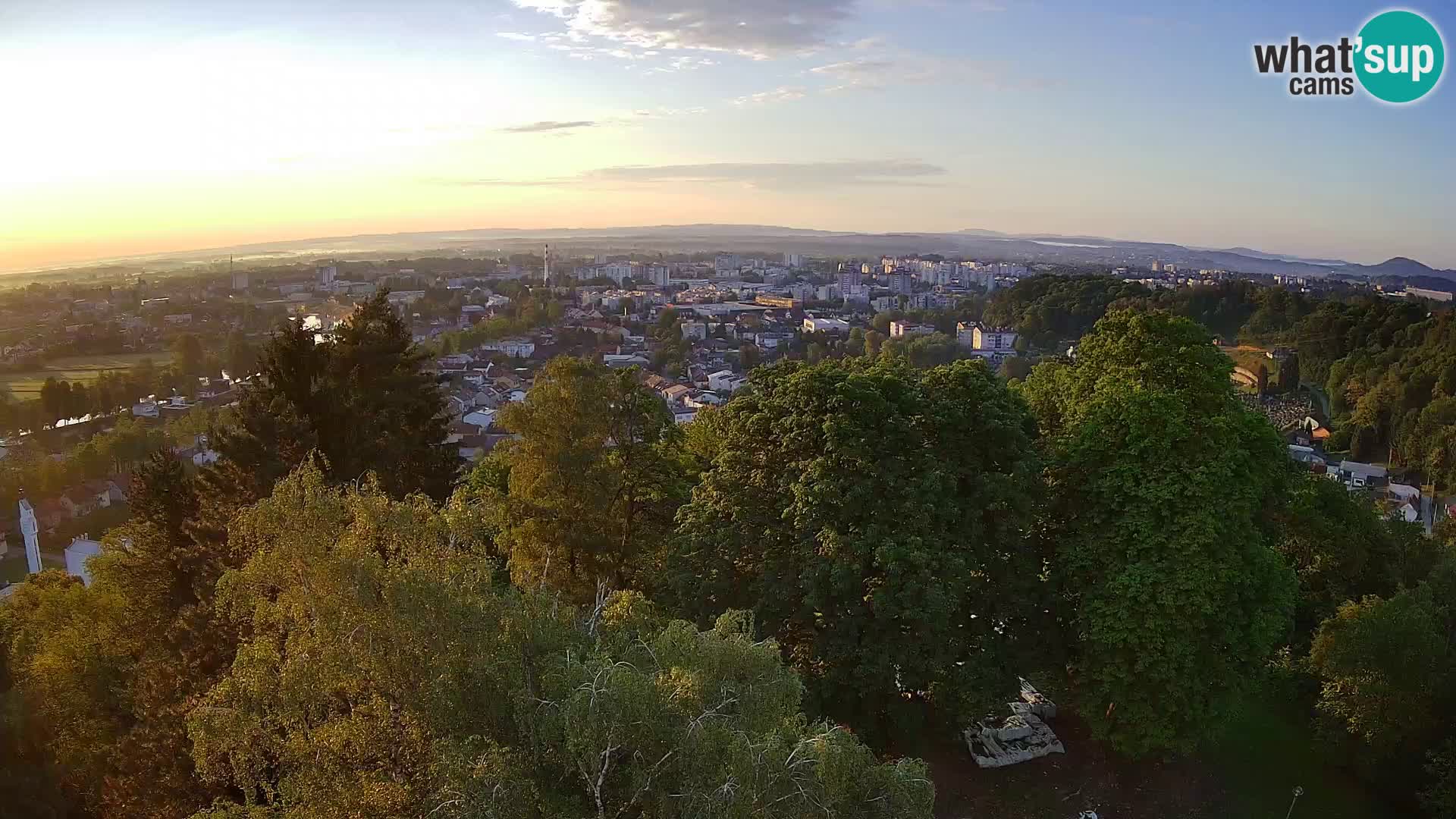 Web kamera Karlovac – Dvorac Dubovac uživo