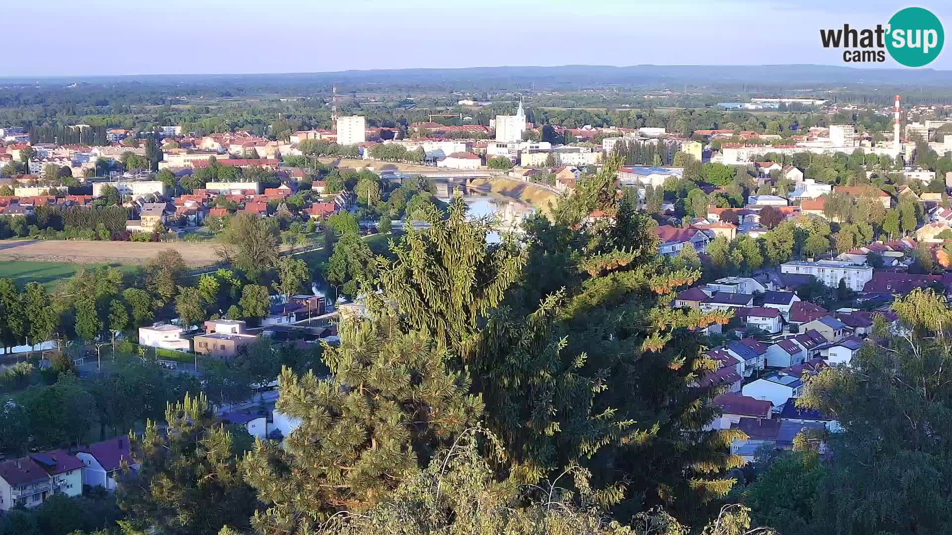 Web kamera Karlovac – Dvorac Dubovac uživo