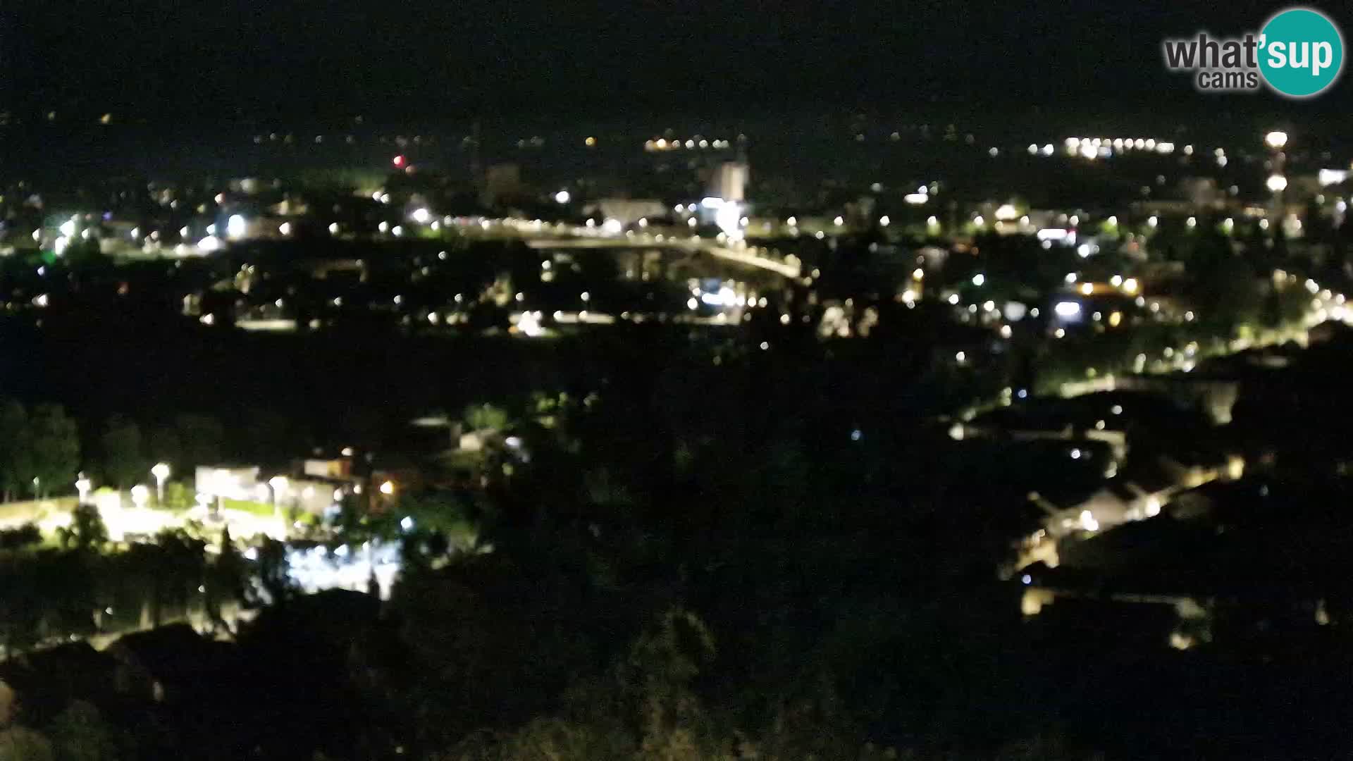 Spletna kamera Karlovac Dubovac grad – Pogled v živo na zgodovinsko znamenitost Karlovca