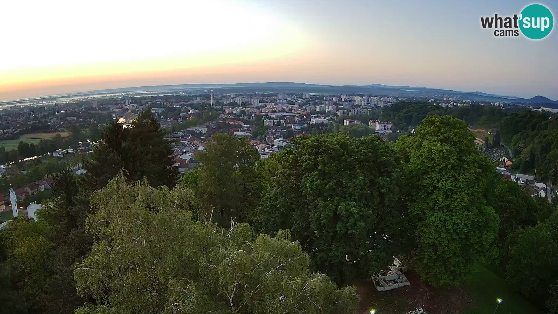Web kamera Karlovac – Dvorac Dubovac uživo