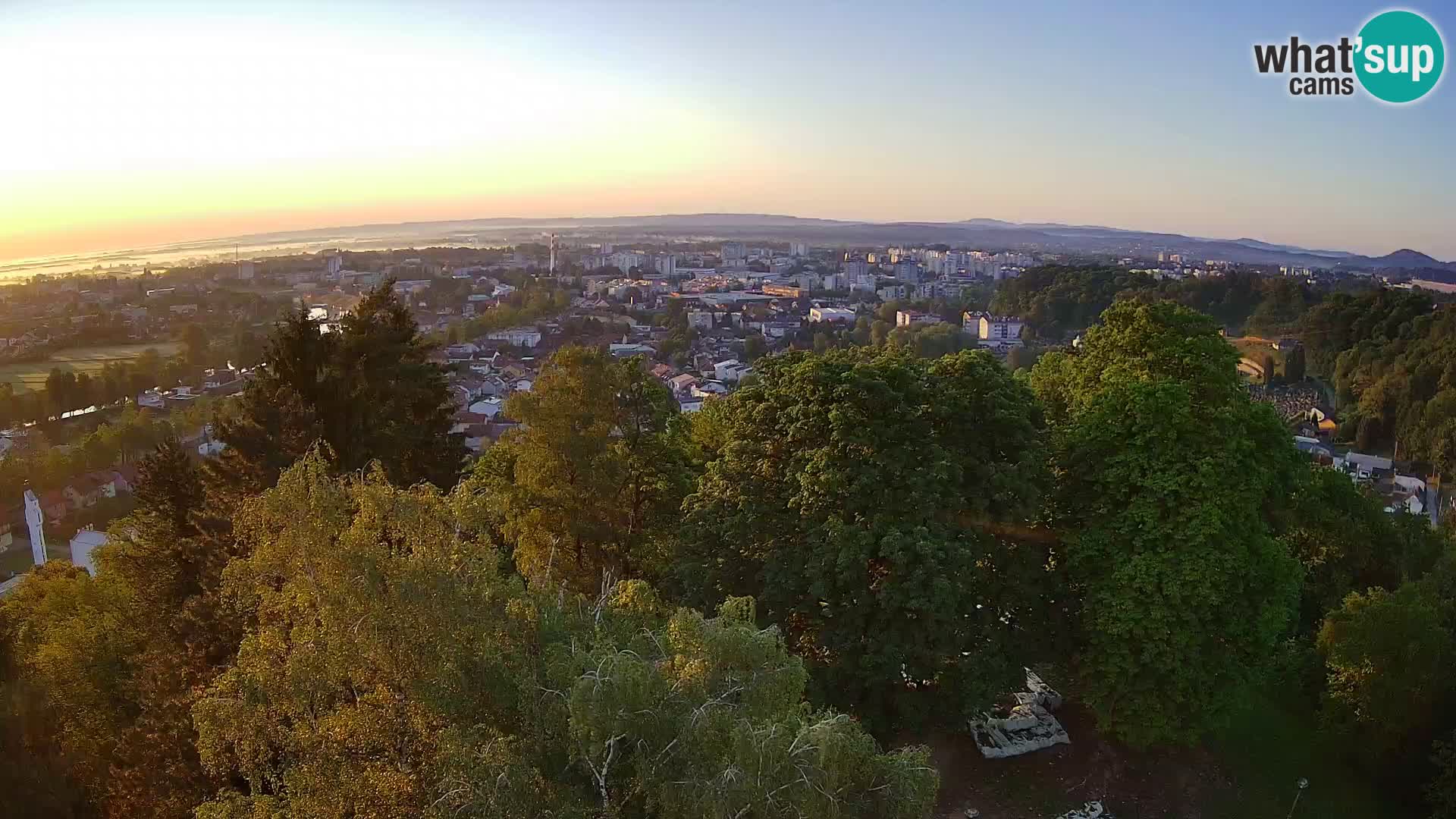 Web kamera Karlovac – Dvorac Dubovac uživo