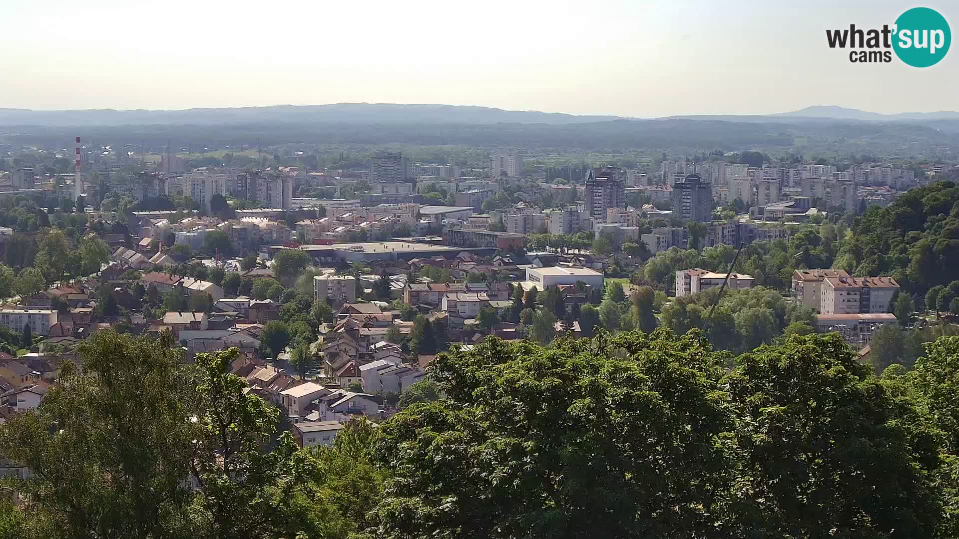 Spletna kamera Karlovac Dubovac grad – Pogled v živo na zgodovinsko znamenitost Karlovca