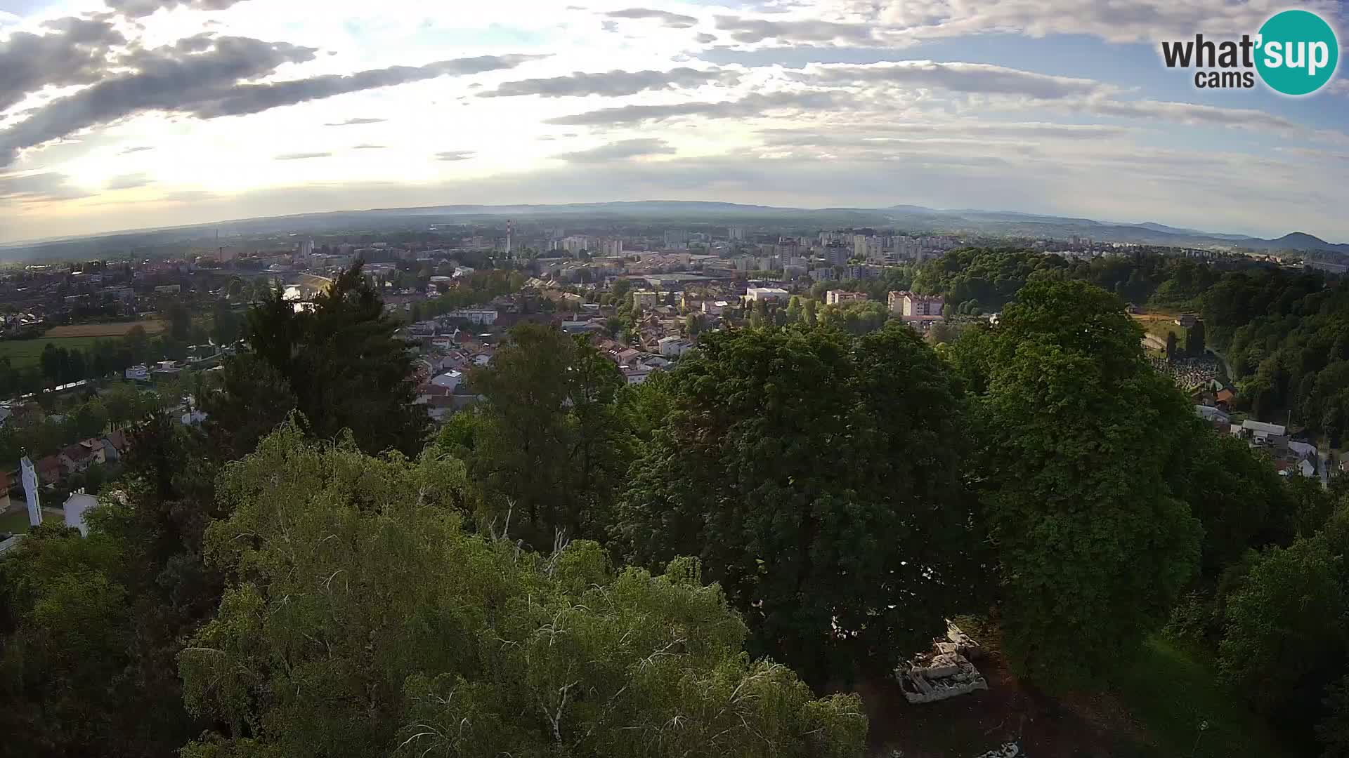 Web kamera Karlovac – Dvorac Dubovac uživo