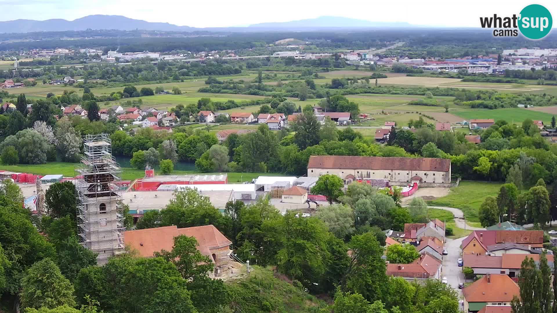 Spletna kamera Karlovac Dubovac grad – Pogled v živo na zgodovinsko znamenitost Karlovca