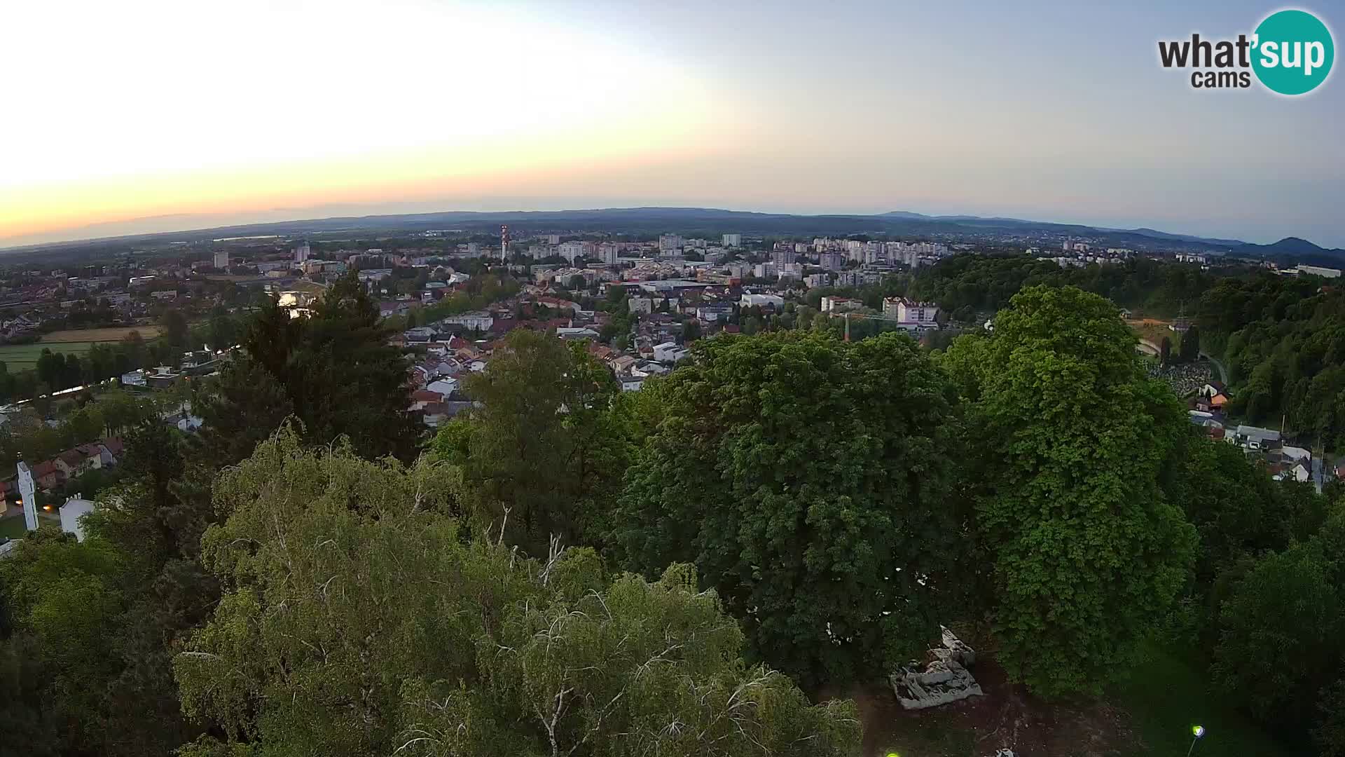 Web kamera Karlovac – Dvorac Dubovac uživo
