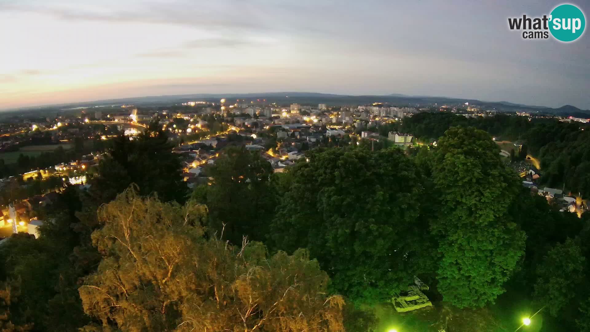 Web kamera Karlovac – Dvorac Dubovac uživo