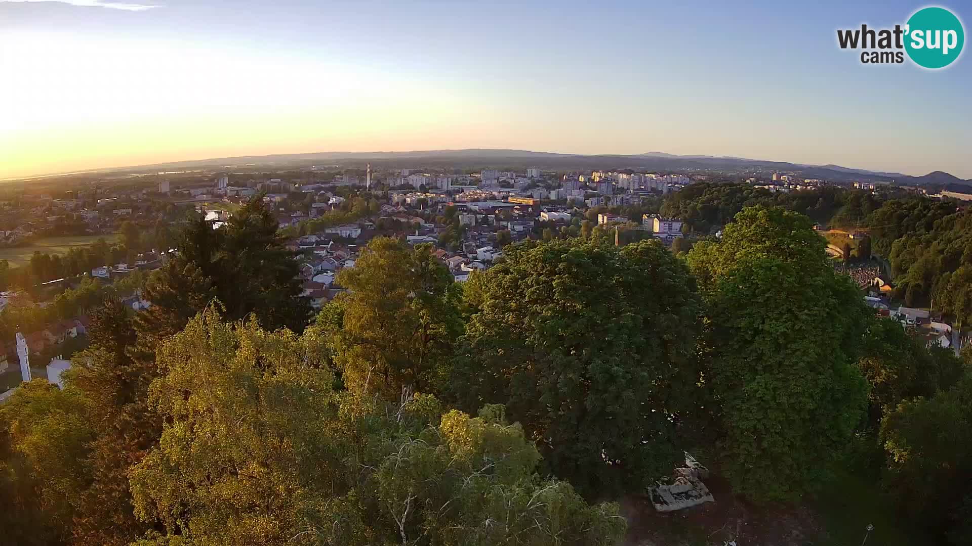 Webcam Karlovac Dubovac Castle – Live View of Karlovac’s Historic Landmark