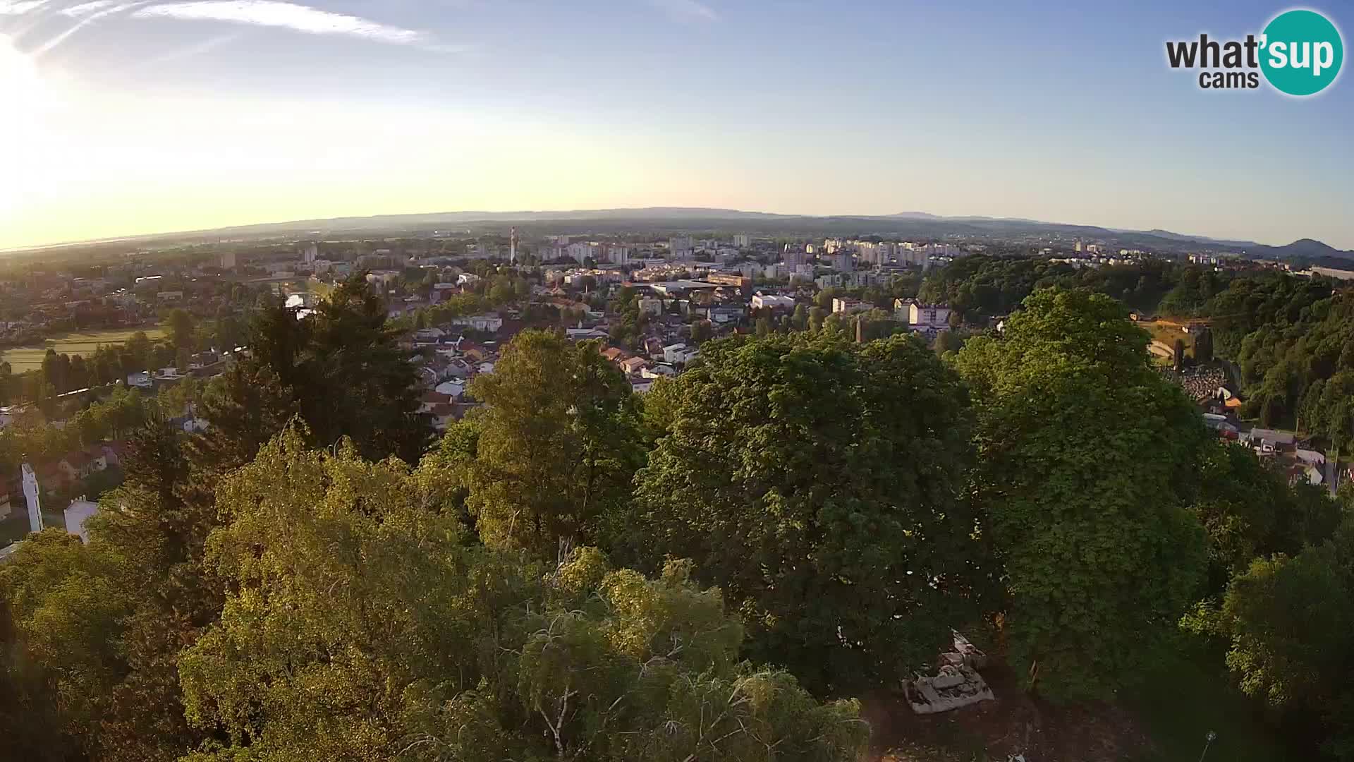 Webcam Karlovac Dubovac Castle – Live View of Karlovac’s Historic Landmark