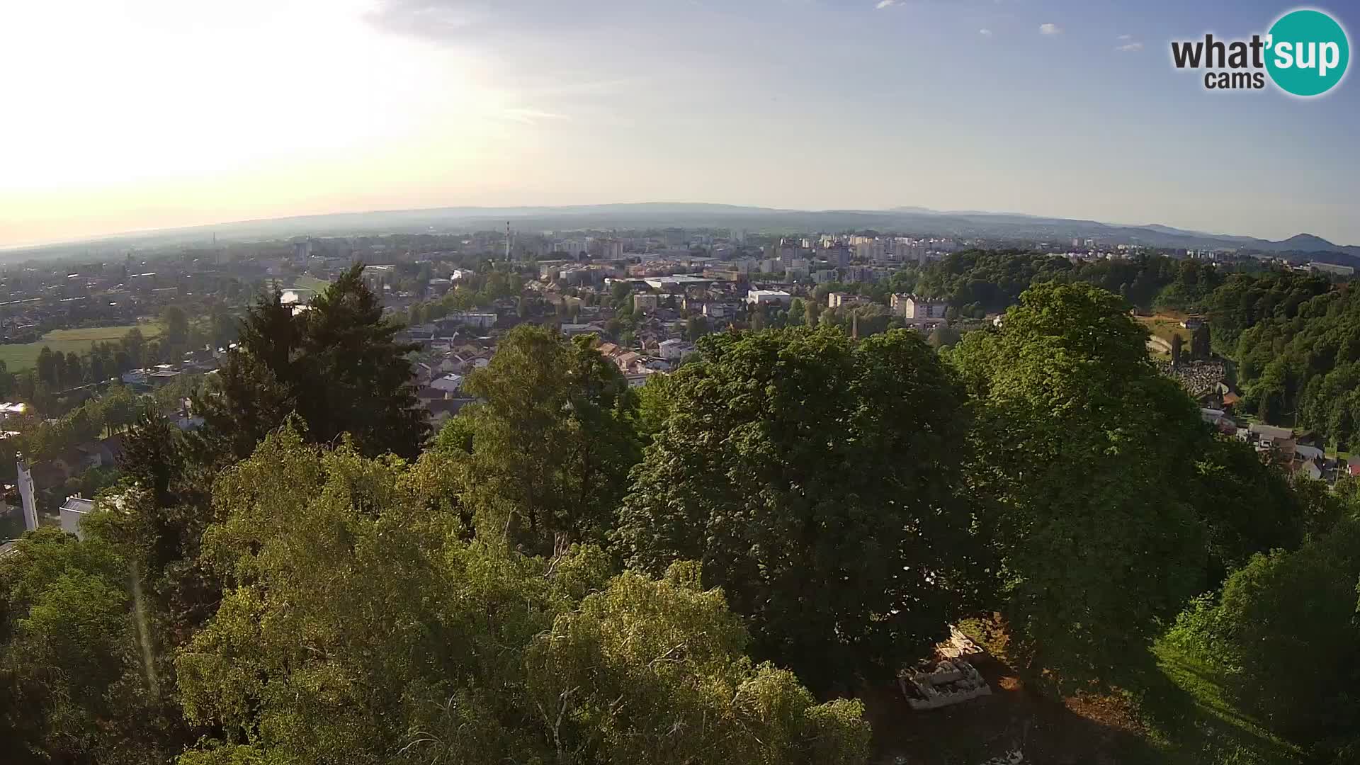 Web kamera Karlovac – Dvorac Dubovac uživo