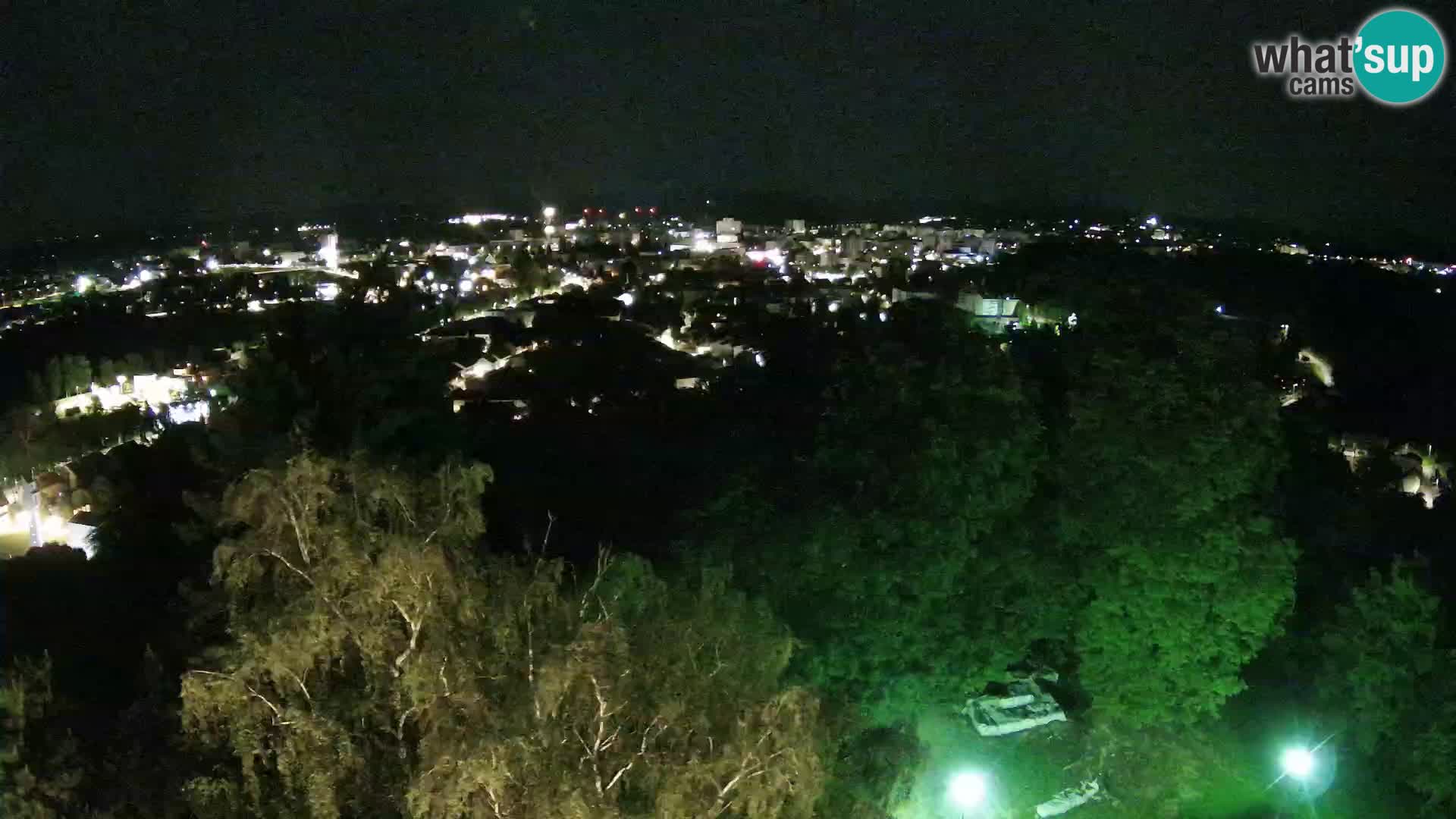 Spletna kamera Karlovac Dubovac grad – Pogled v živo na zgodovinsko znamenitost Karlovca