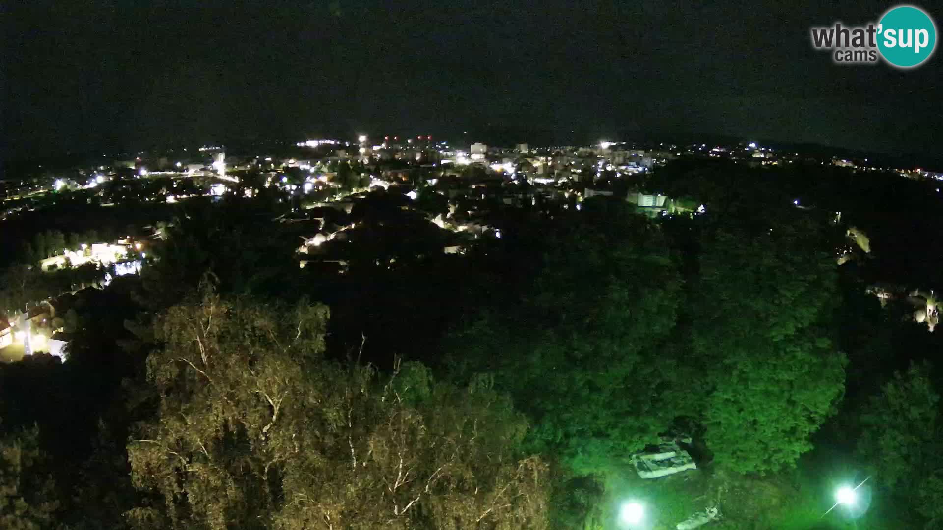 Spletna kamera Karlovac Dubovac grad – Pogled v živo na zgodovinsko znamenitost Karlovca