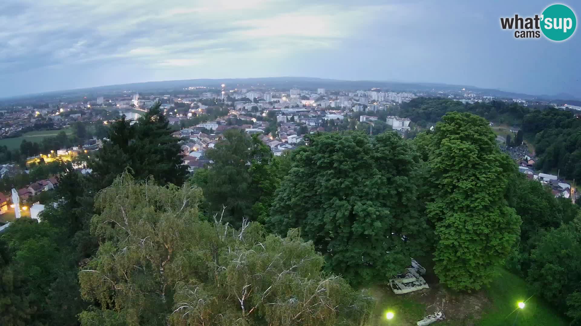 Web kamera Karlovac – Dvorac Dubovac uživo