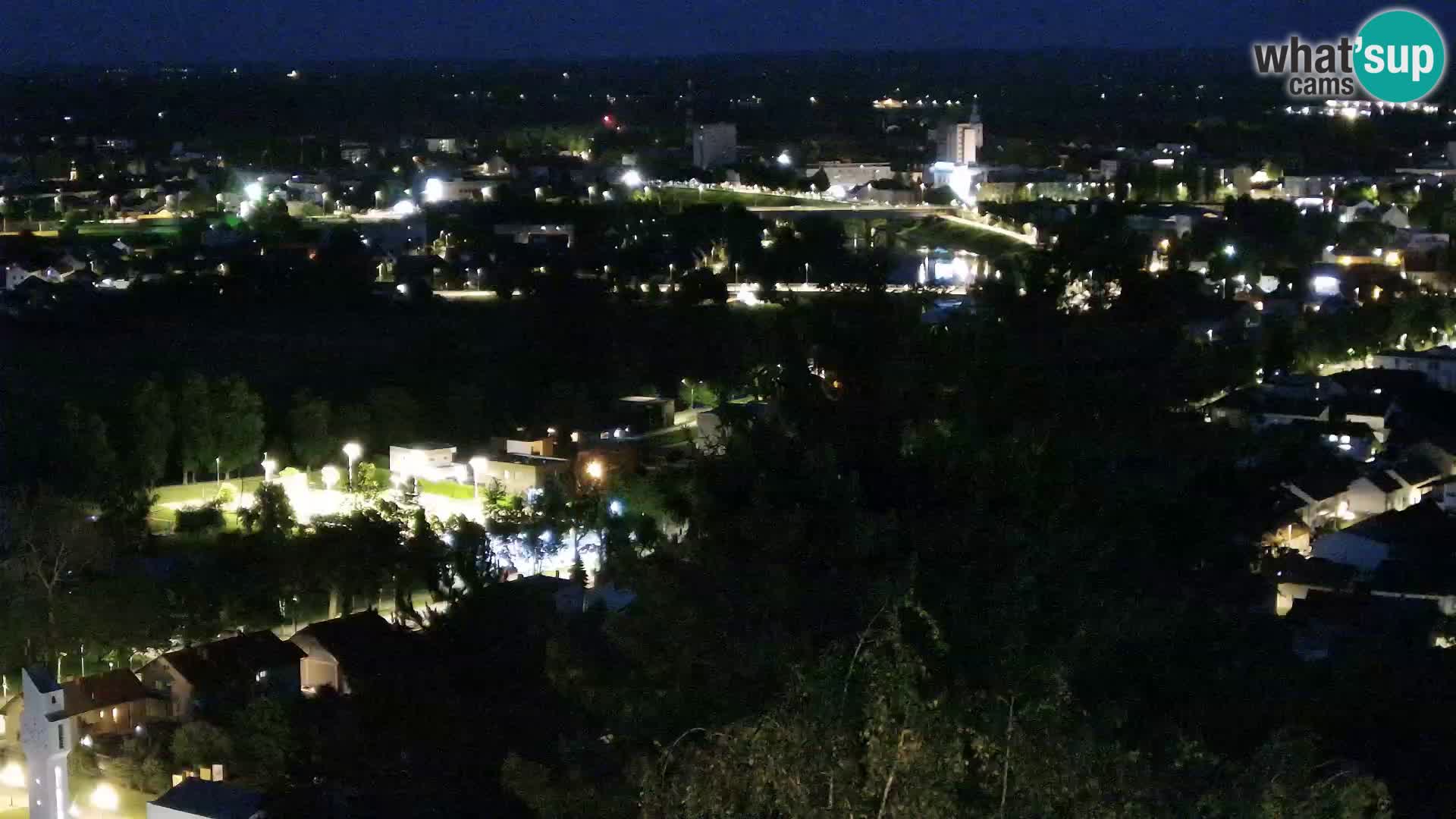 Spletna kamera Karlovac Dubovac grad – Pogled v živo na zgodovinsko znamenitost Karlovca