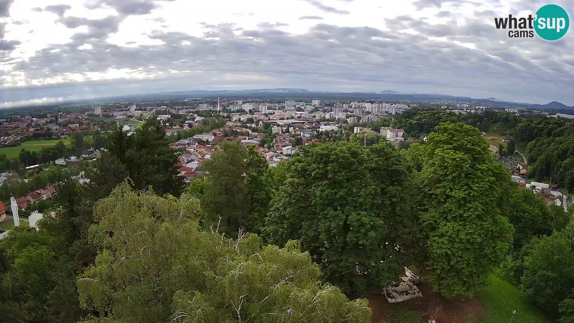Web kamera Karlovac – Dvorac Dubovac uživo
