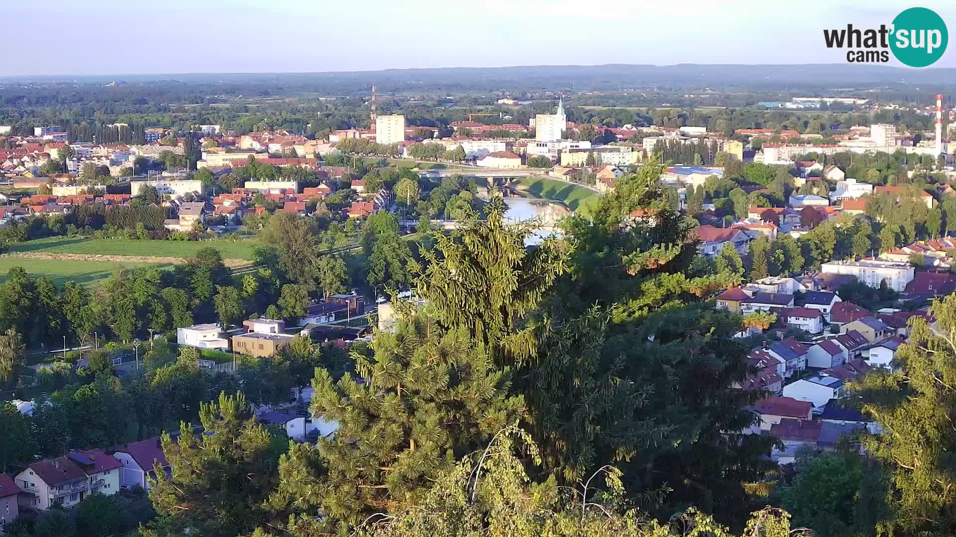 Spletna kamera Karlovac Dubovac grad – Pogled v živo na zgodovinsko znamenitost Karlovca