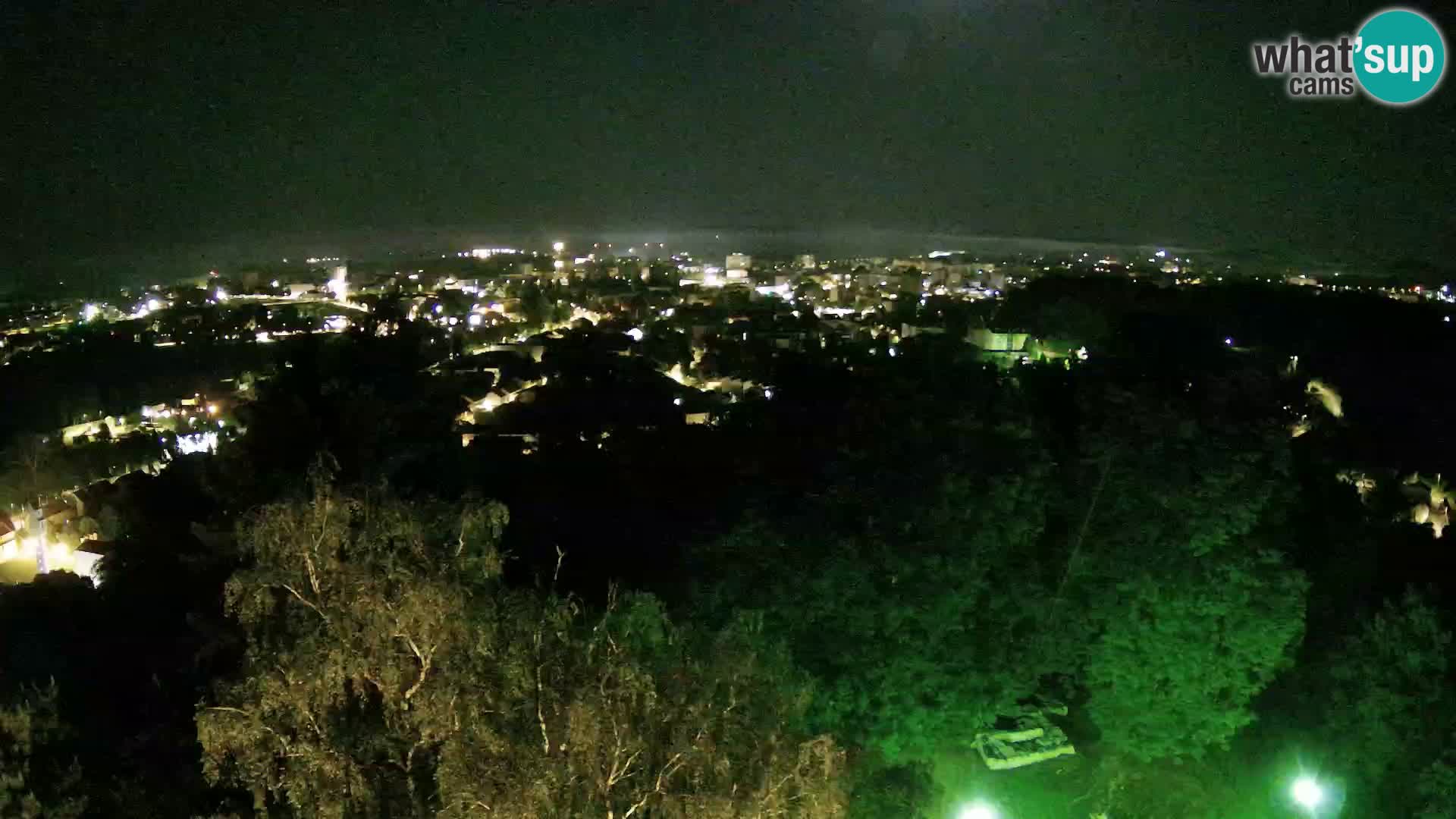 Spletna kamera Karlovac Dubovac grad – Pogled v živo na zgodovinsko znamenitost Karlovca