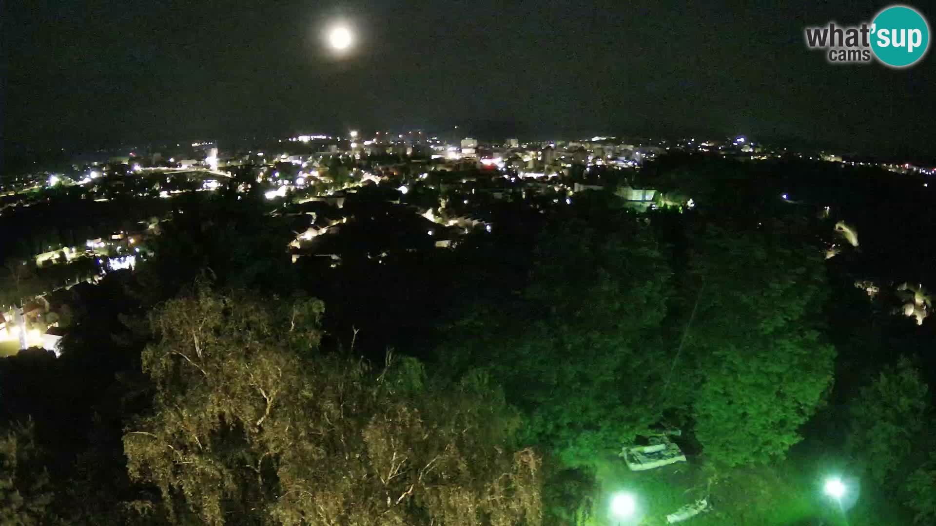 Web kamera Karlovac – Dvorac Dubovac uživo